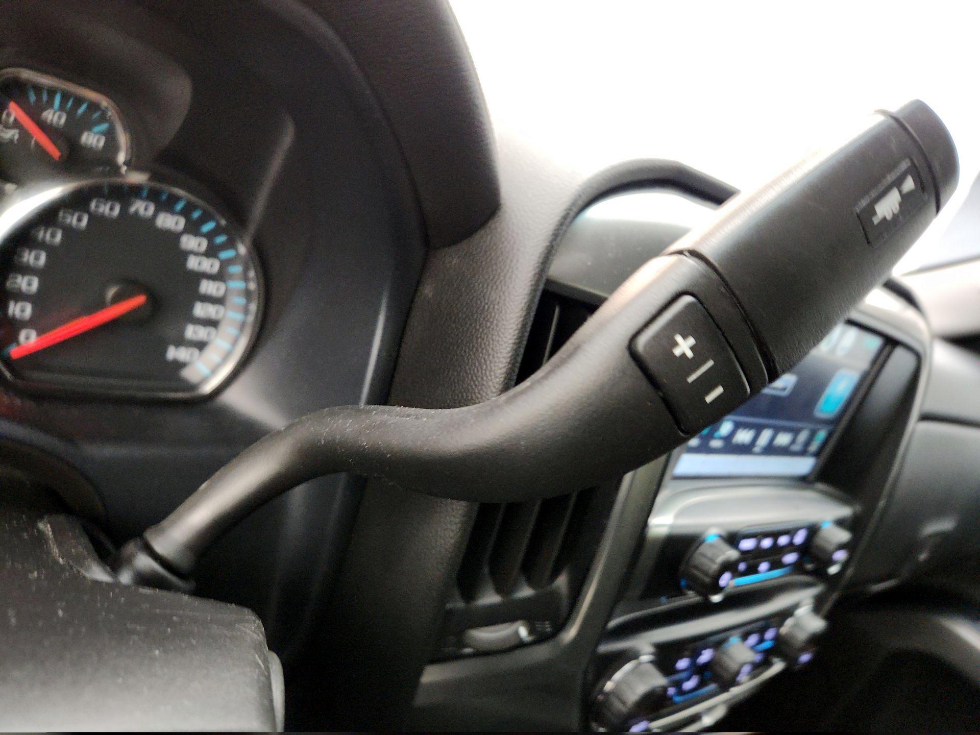 Thumbnail: 2018 Chevrolet Silverado 1500 - 17