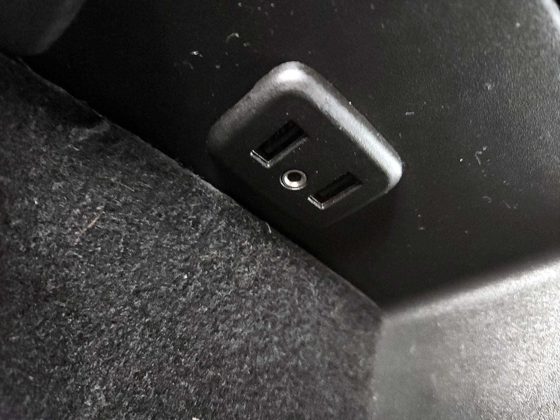 Thumbnail: 2018 Chevrolet Silverado 1500 - 18