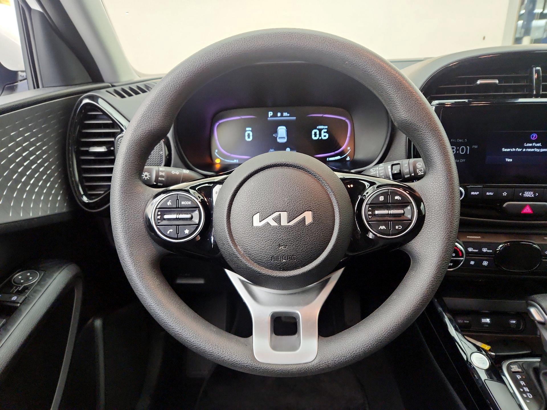 Thumbnail: 2023 Kia Soul - 10