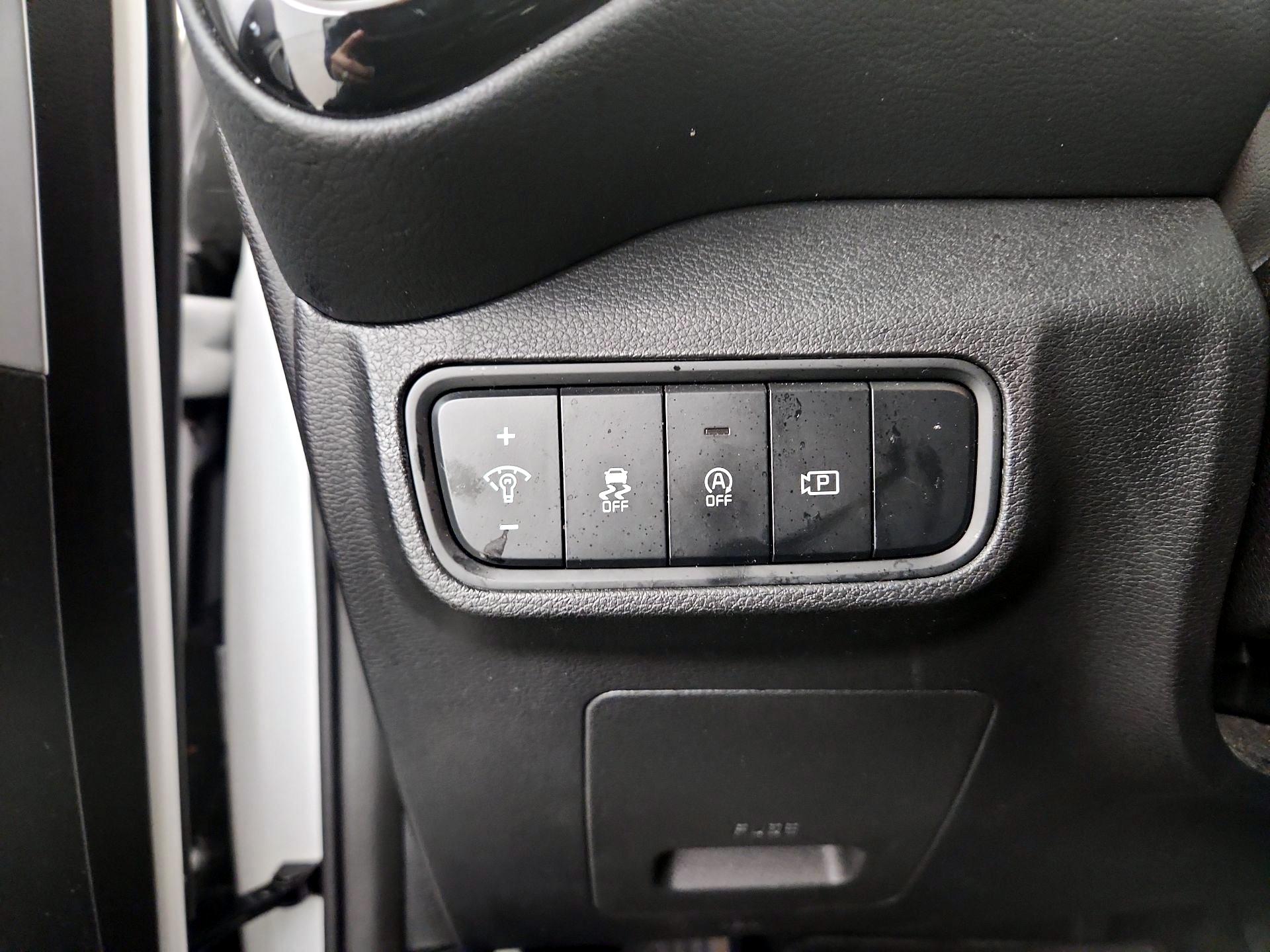 Thumbnail: 2023 Kia Soul - 13