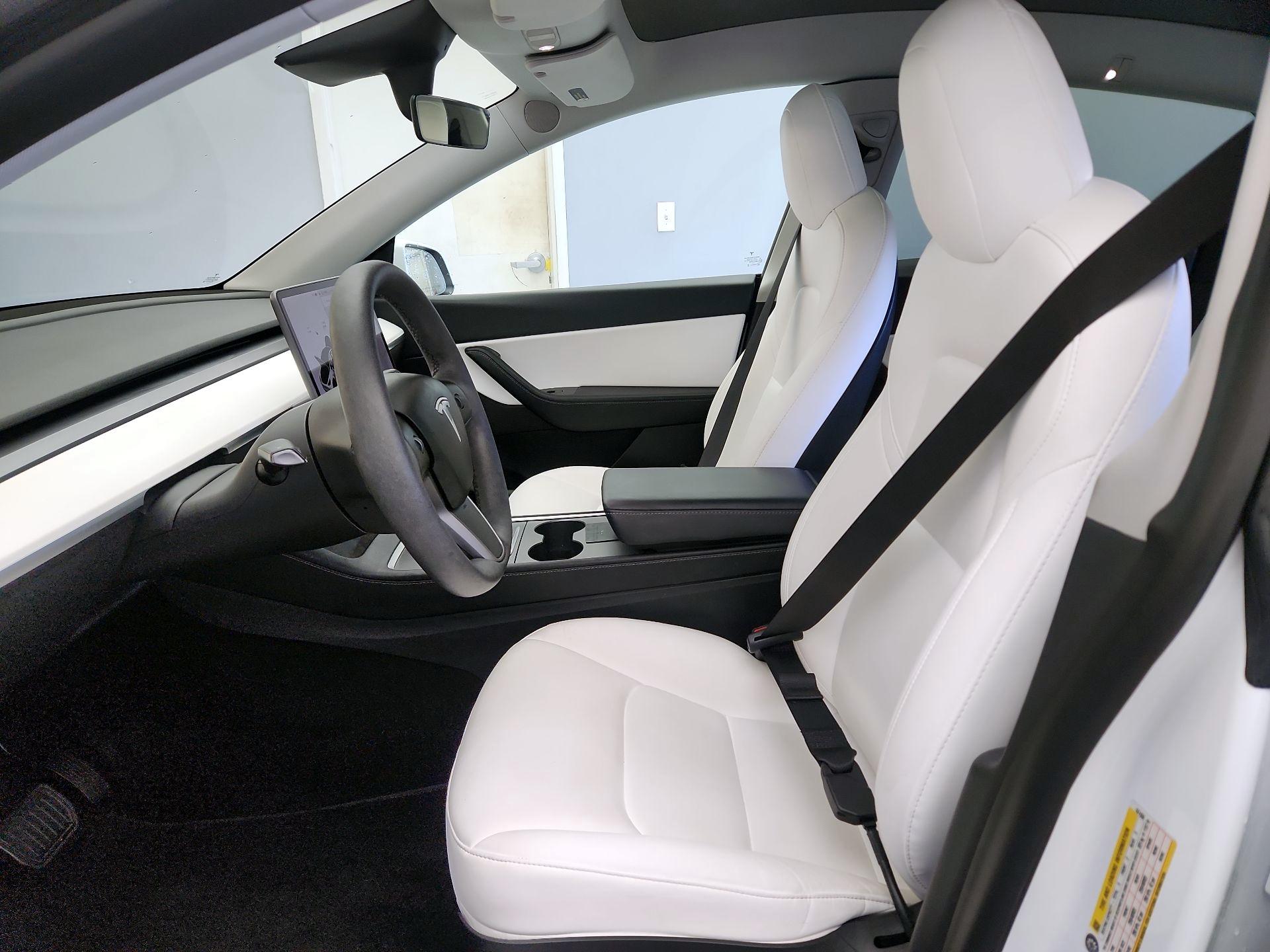 Thumbnail: 2021 Tesla Model Y - 11