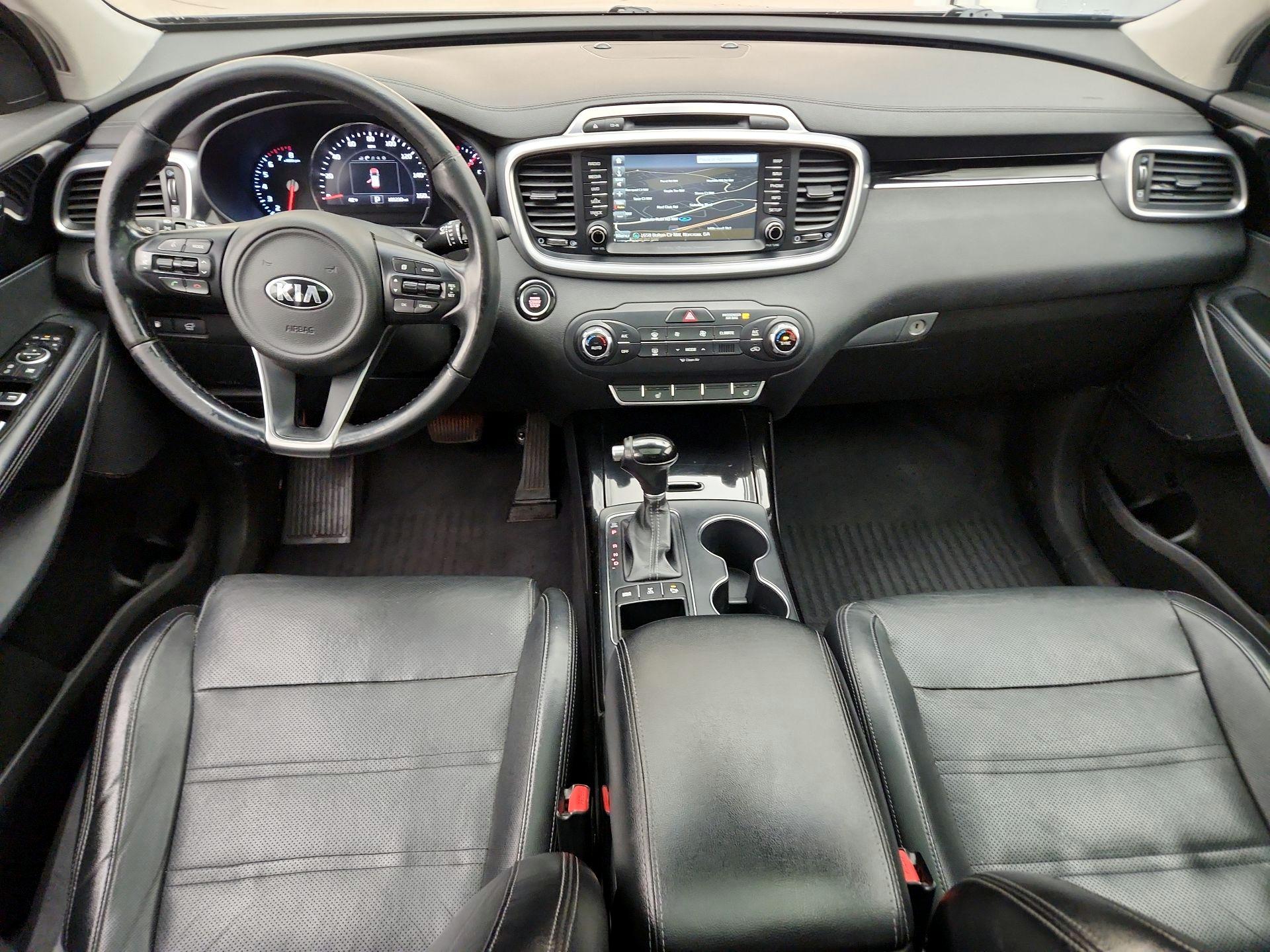 Thumbnail: 2016 Kia Sorento - 9