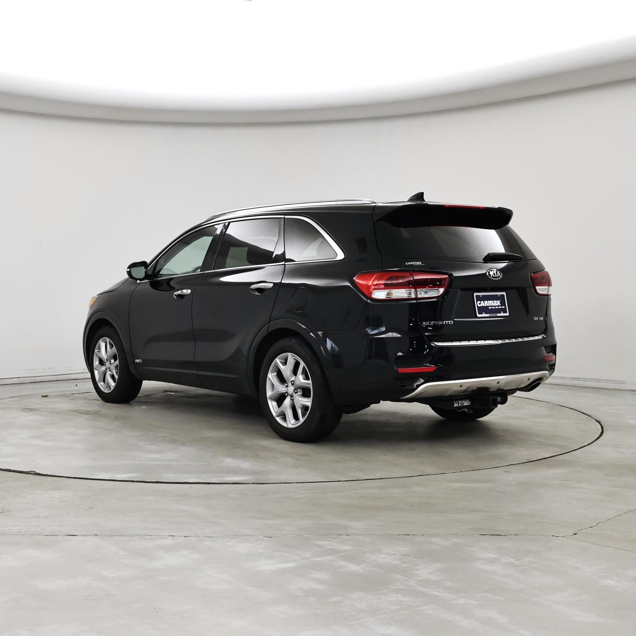 Thumbnail: 2016 Kia Sorento - 2