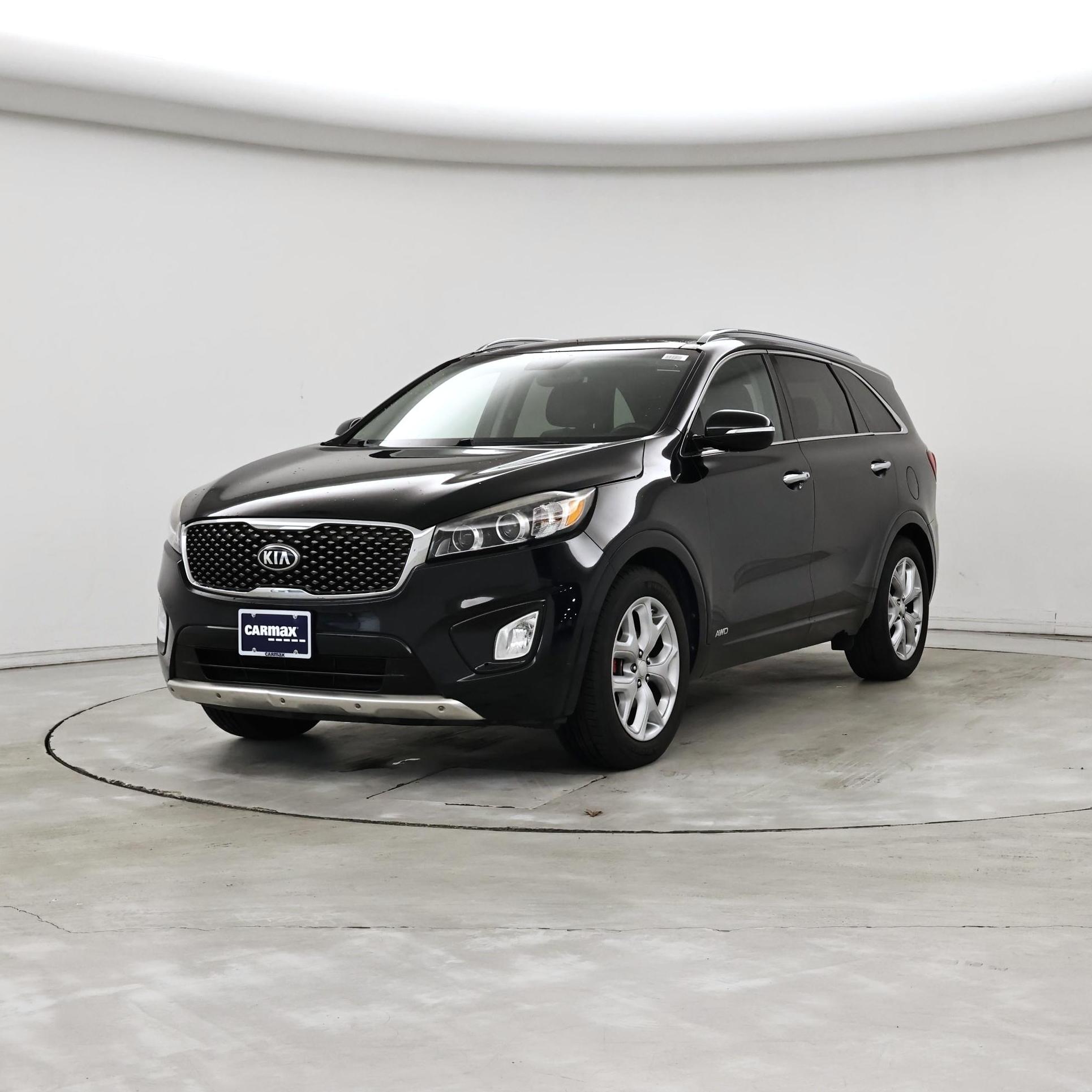 Thumbnail: 2016 Kia Sorento - 4