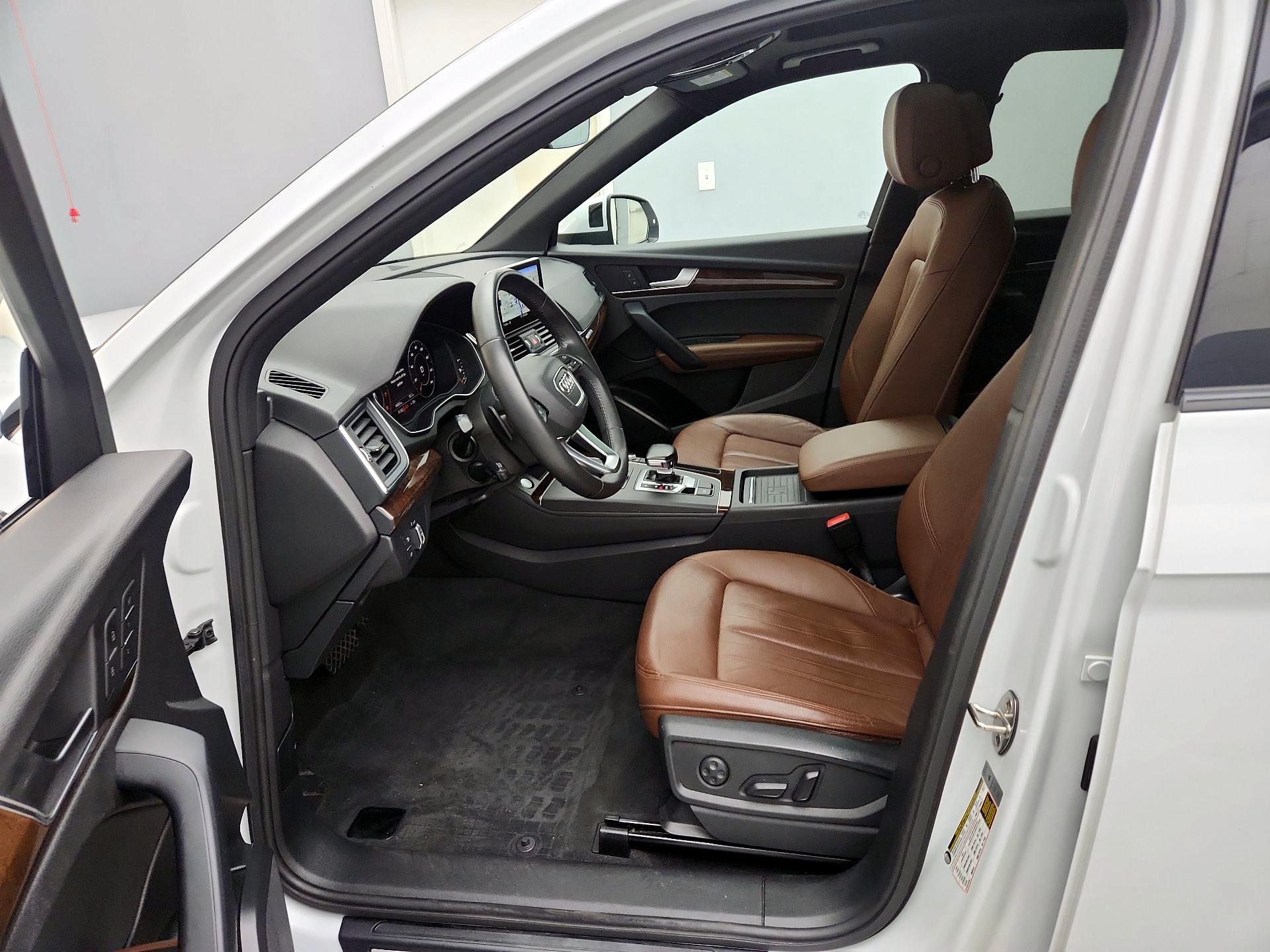 Thumbnail: 2020 Audi Q5 - 11