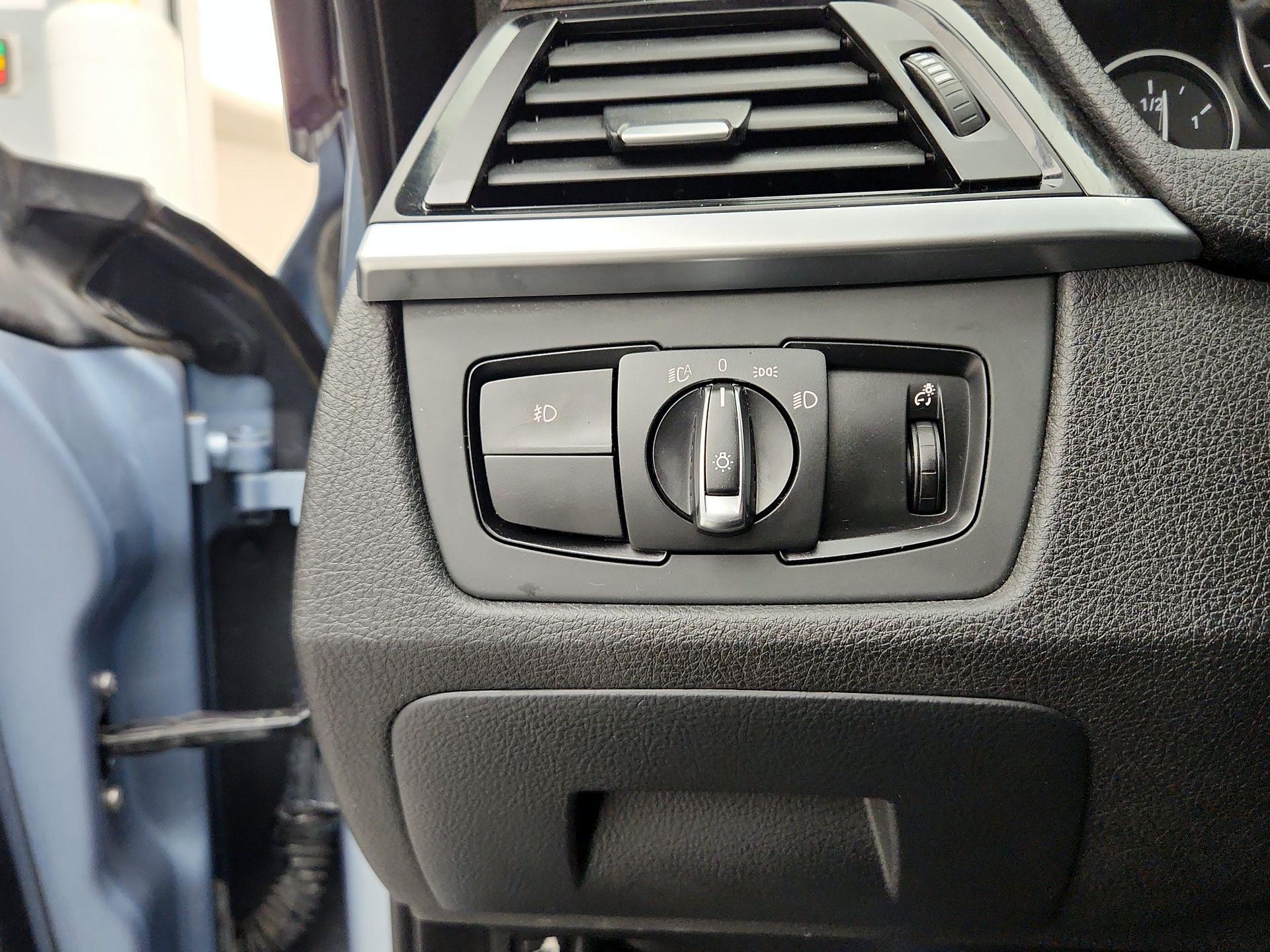 Thumbnail: 2015 BMW 4 Series - 13