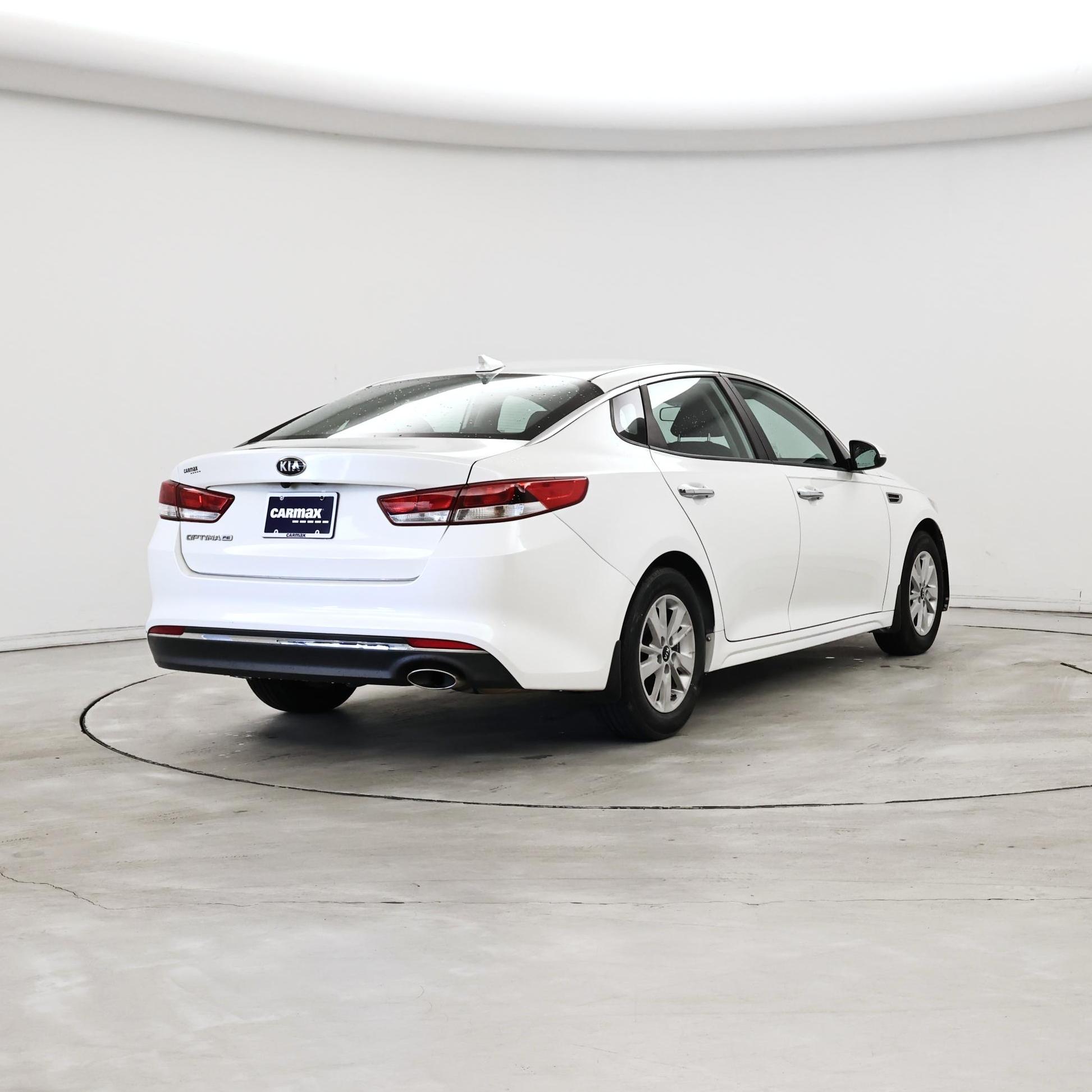 Thumbnail: 2016 Kia Optima - 8