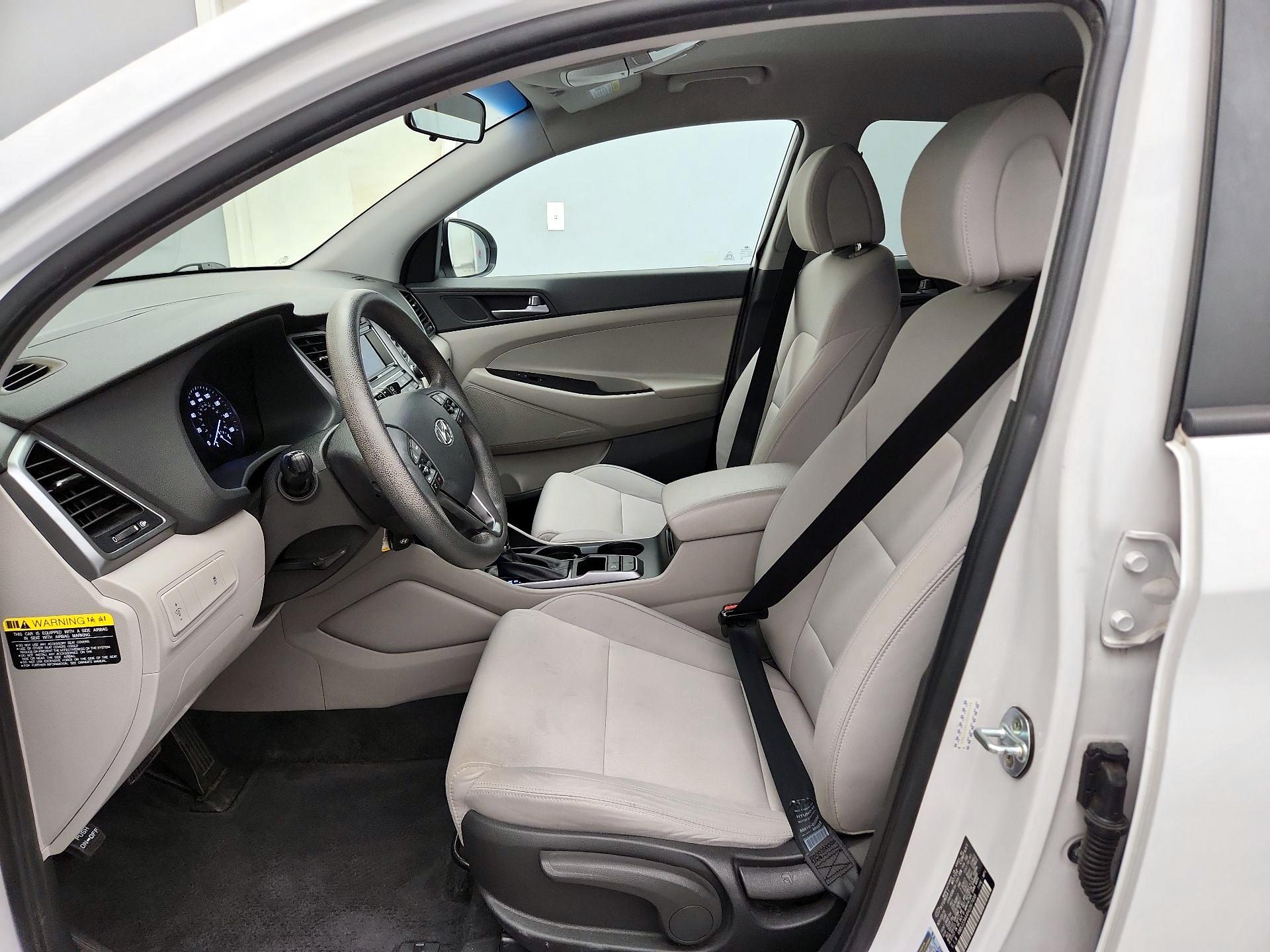 Thumbnail: 2017 Hyundai Tucson - 11