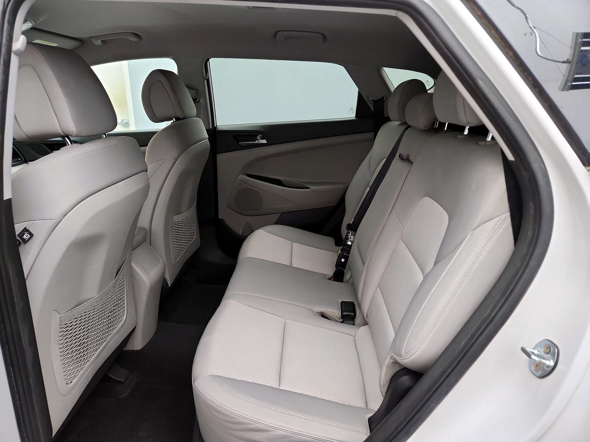 Thumbnail: 2017 Hyundai Tucson - 19