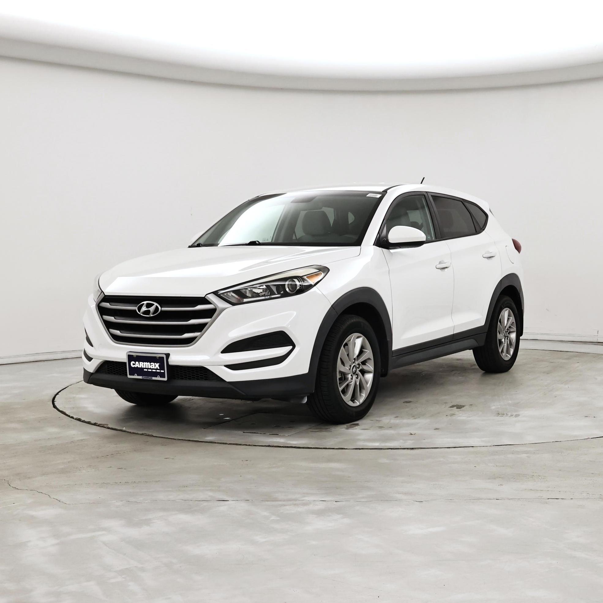 Thumbnail: 2017 Hyundai Tucson - 4