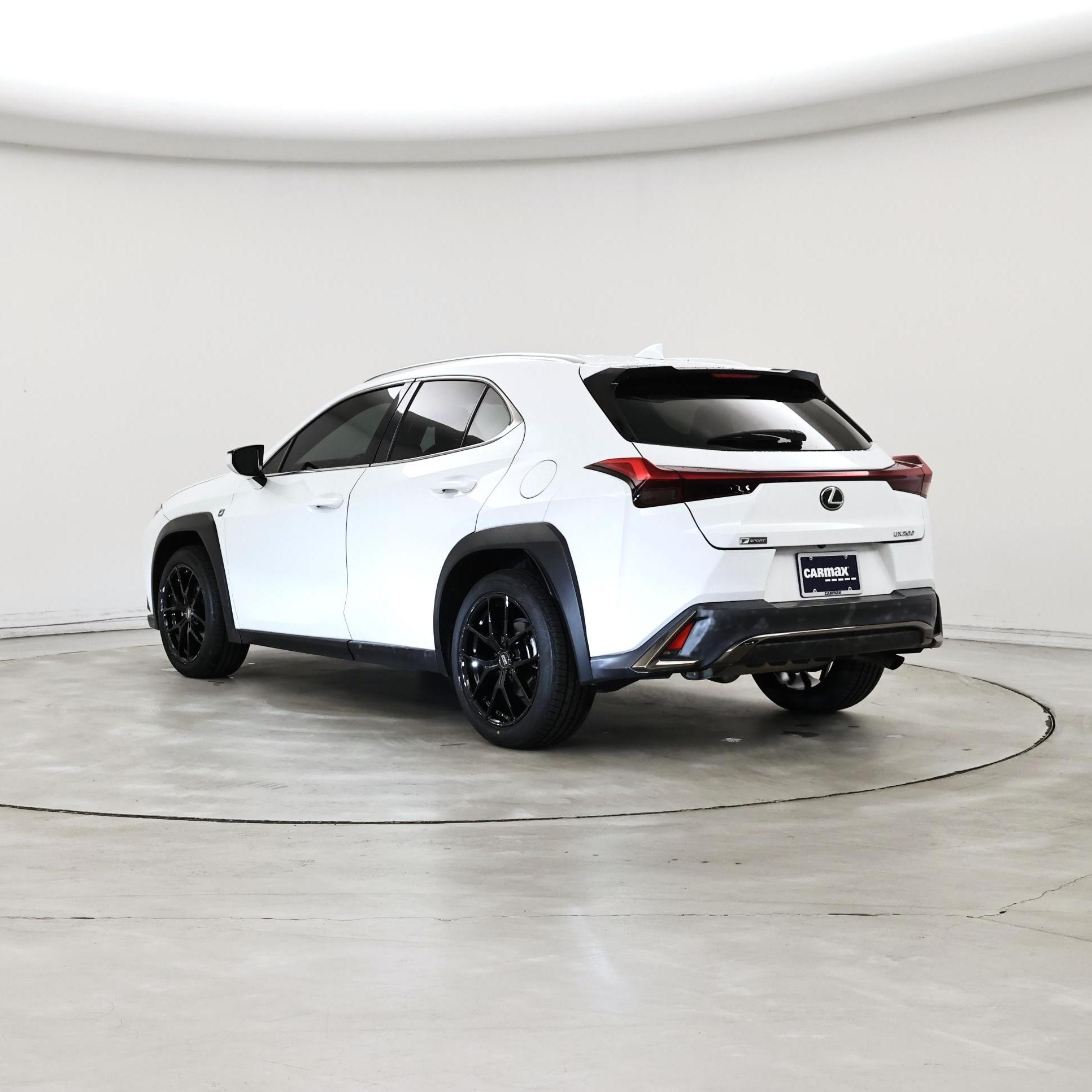 Thumbnail: 2019 Lexus UX - 2