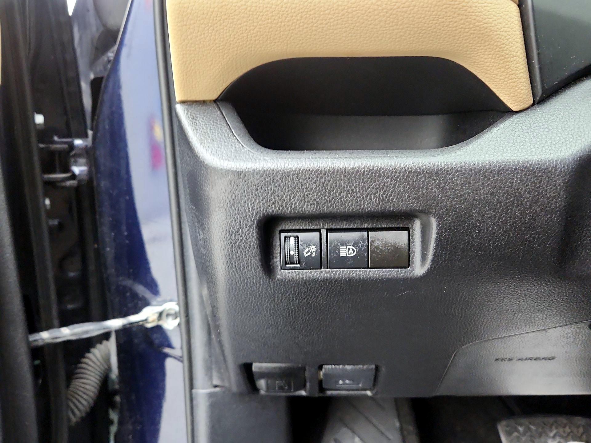 Thumbnail: 2021 Toyota RAV4 - 13