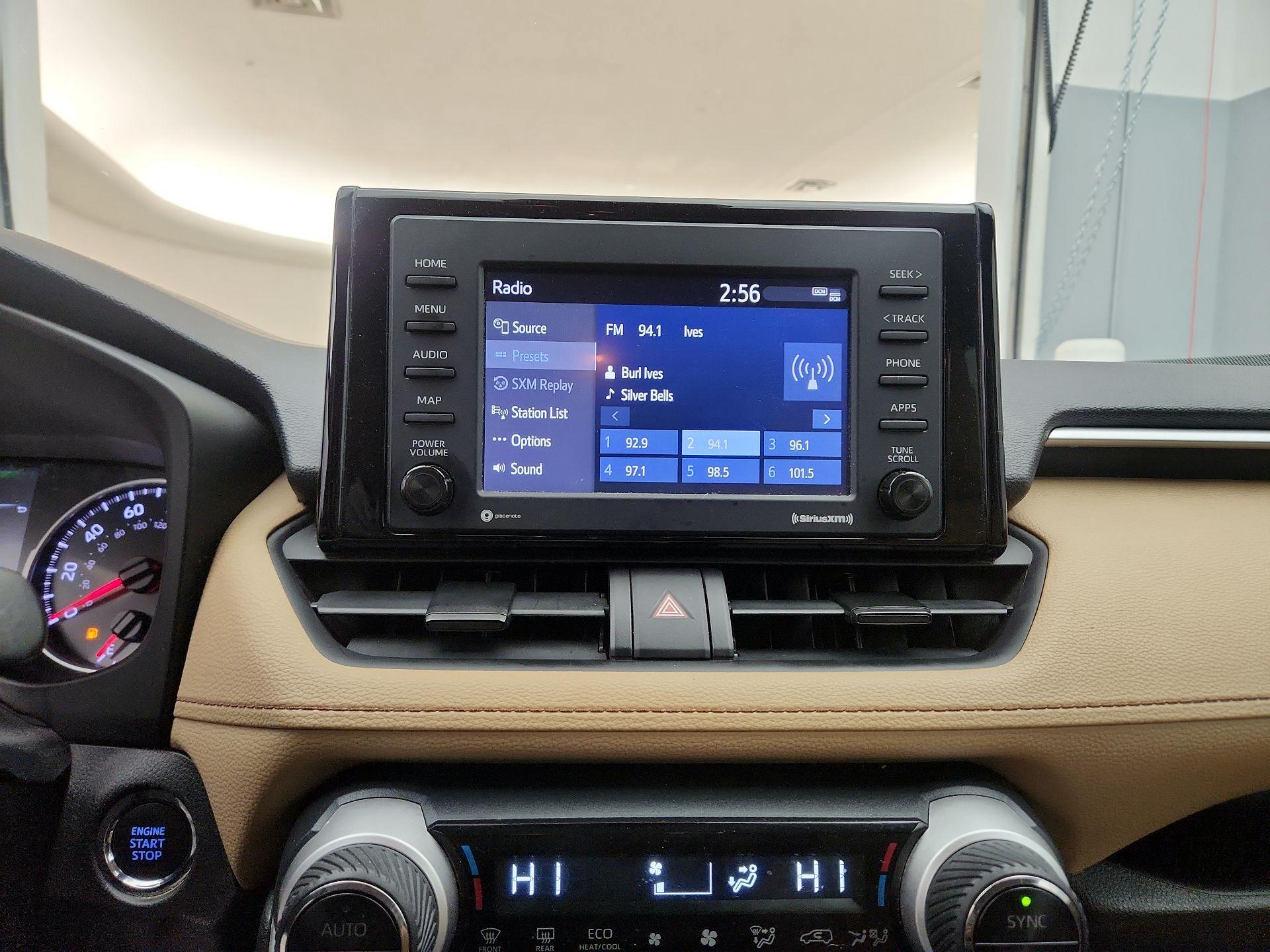 Thumbnail: 2021 Toyota RAV4 - 15