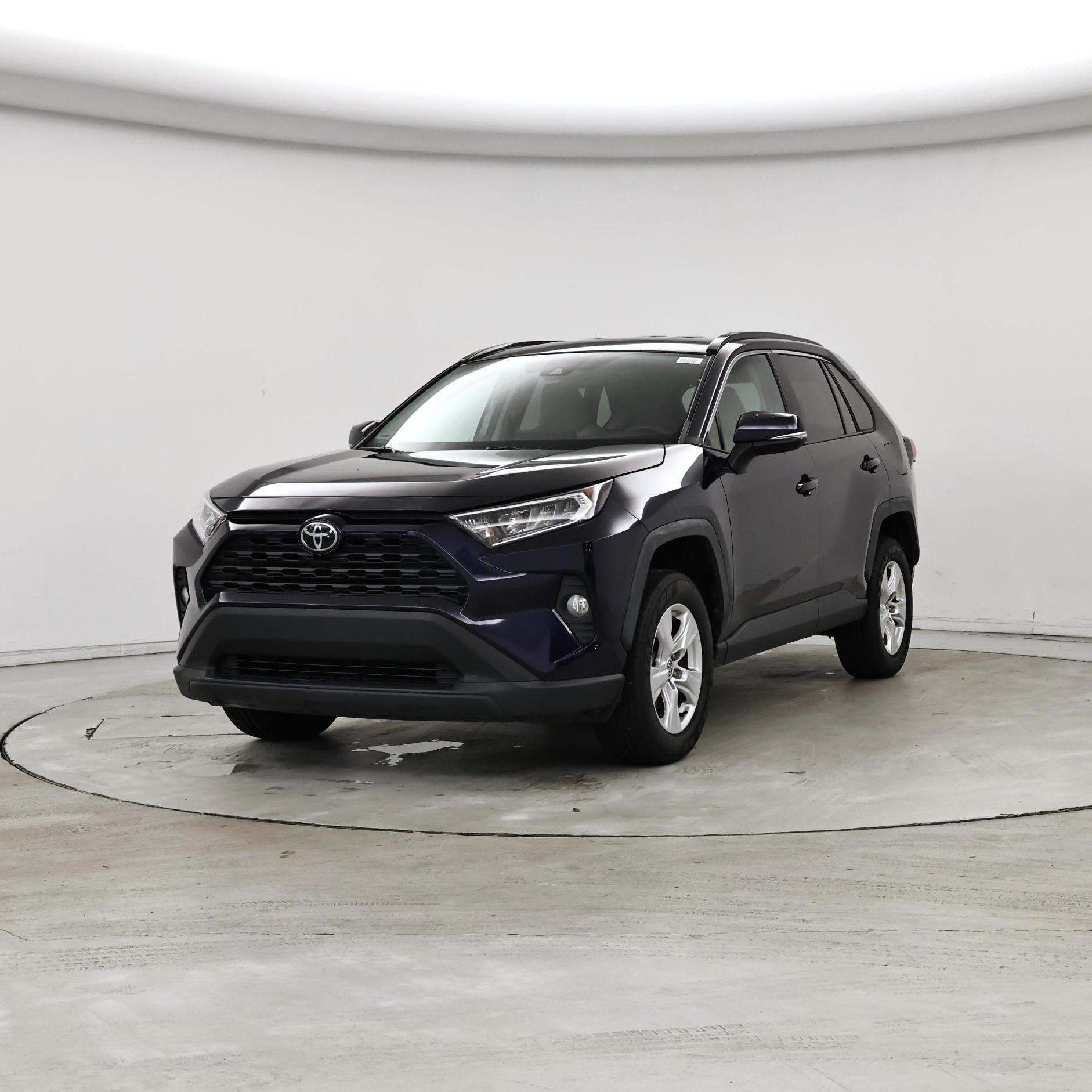 Thumbnail: 2021 Toyota RAV4 - 4