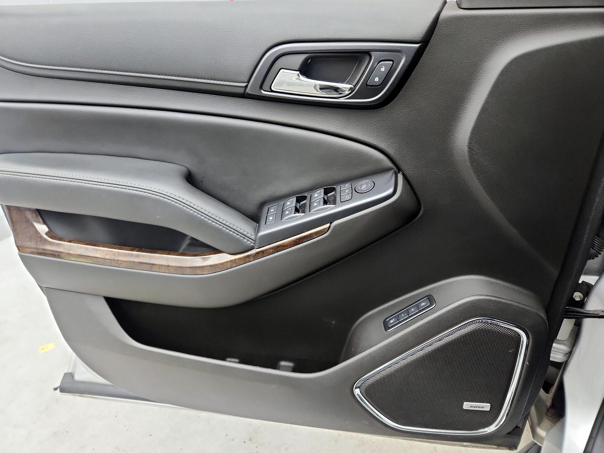 Thumbnail: 2018 Chevrolet Tahoe - 12