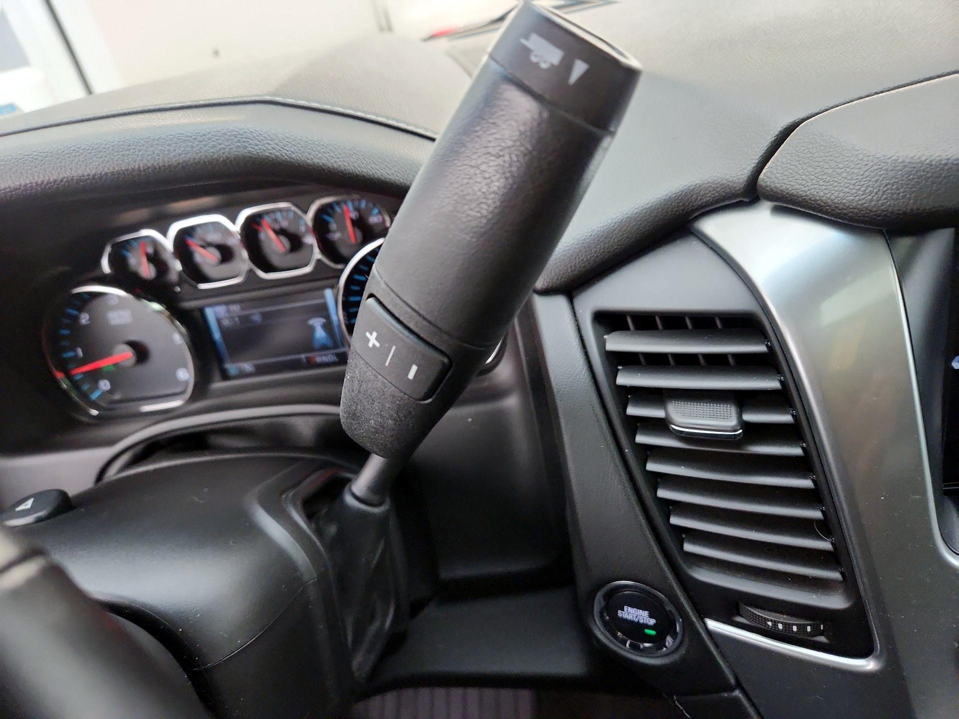 Thumbnail: 2018 Chevrolet Tahoe - 17