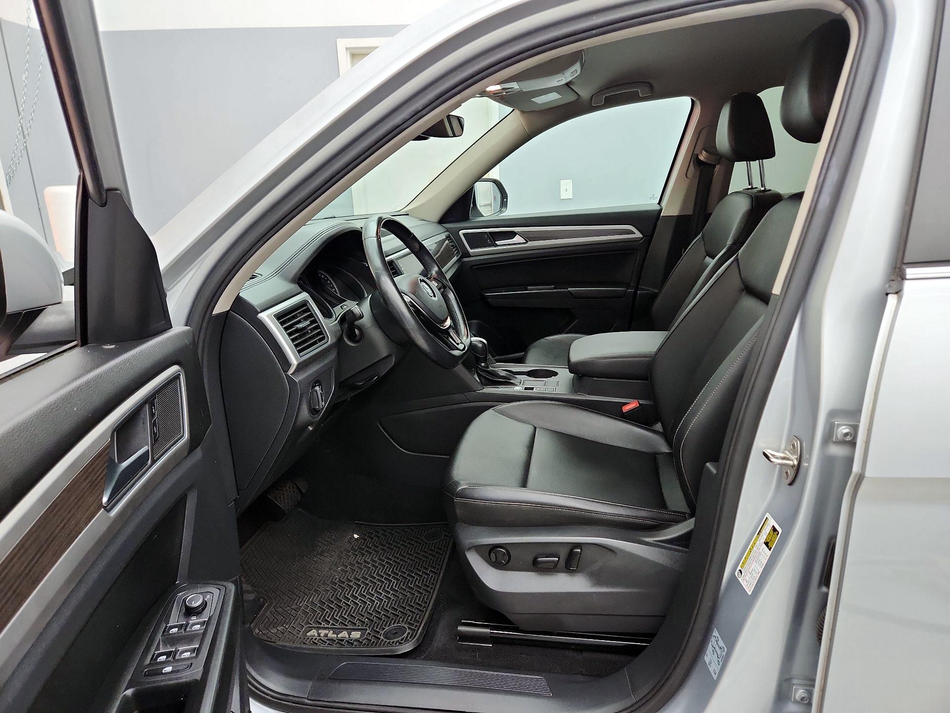 Thumbnail: 2018 Volkswagen Atlas - 11