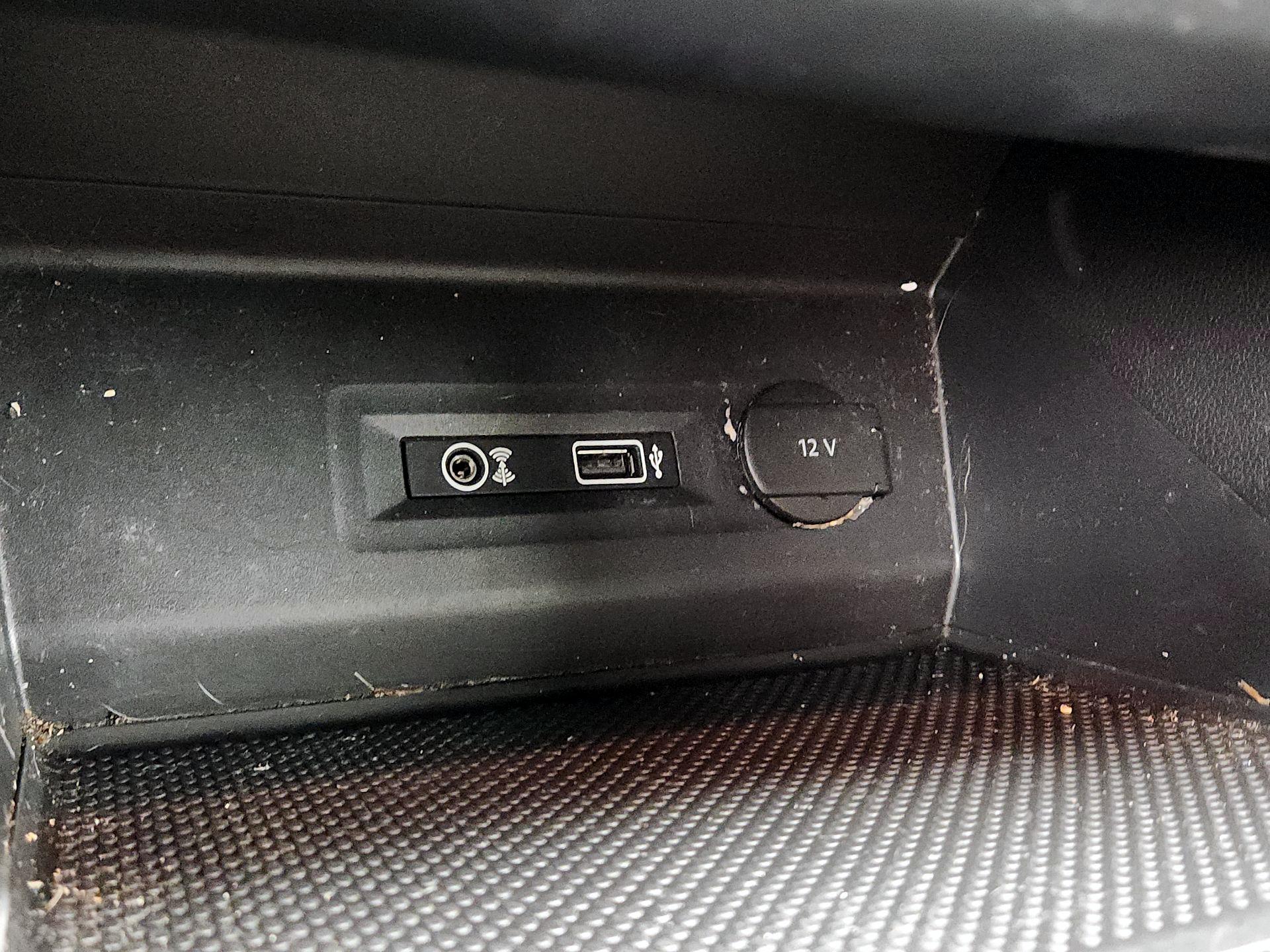 Thumbnail: 2018 Volkswagen Atlas - 18