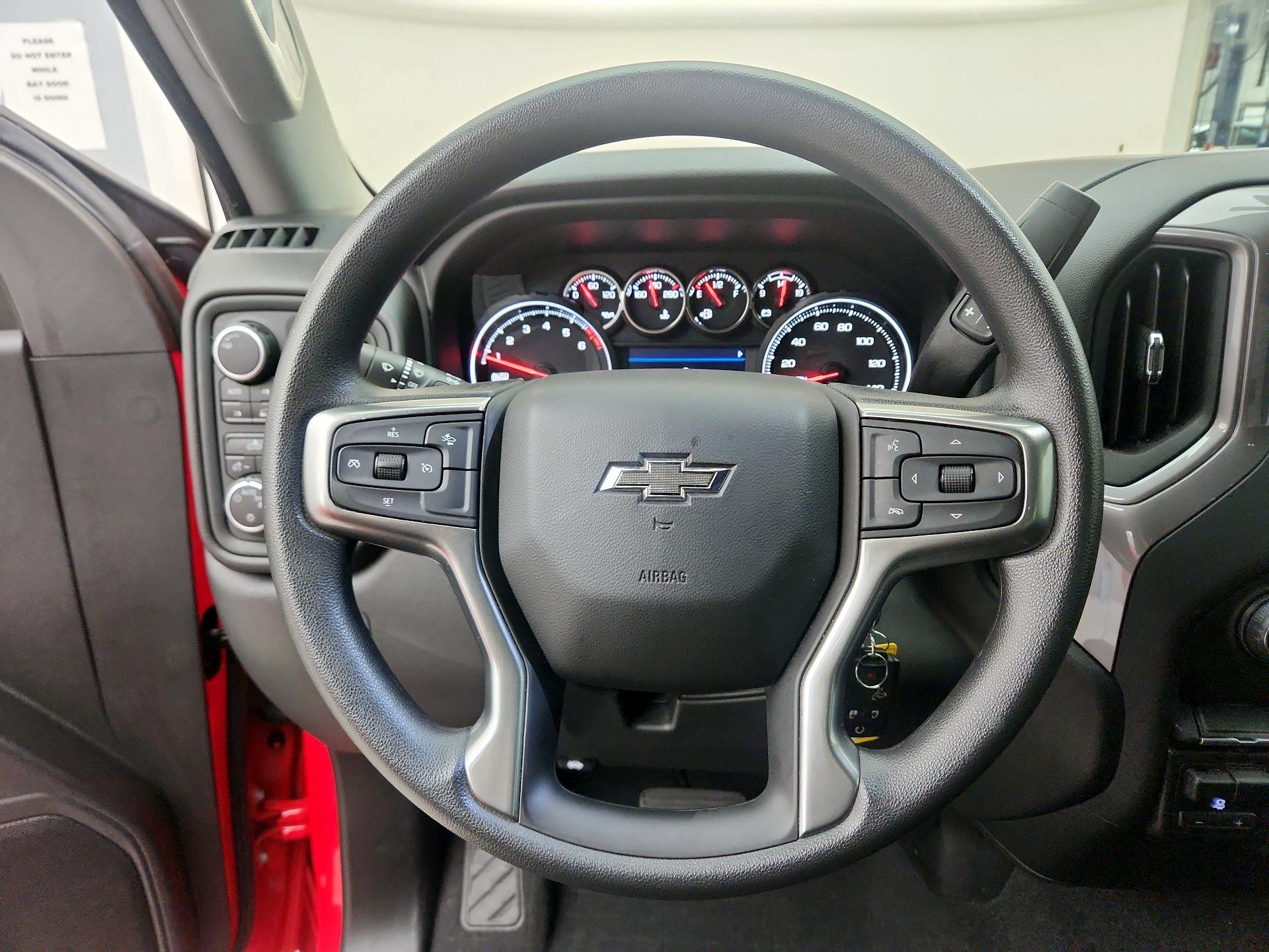 Thumbnail: 2021 Chevrolet Silverado 1500 - 10