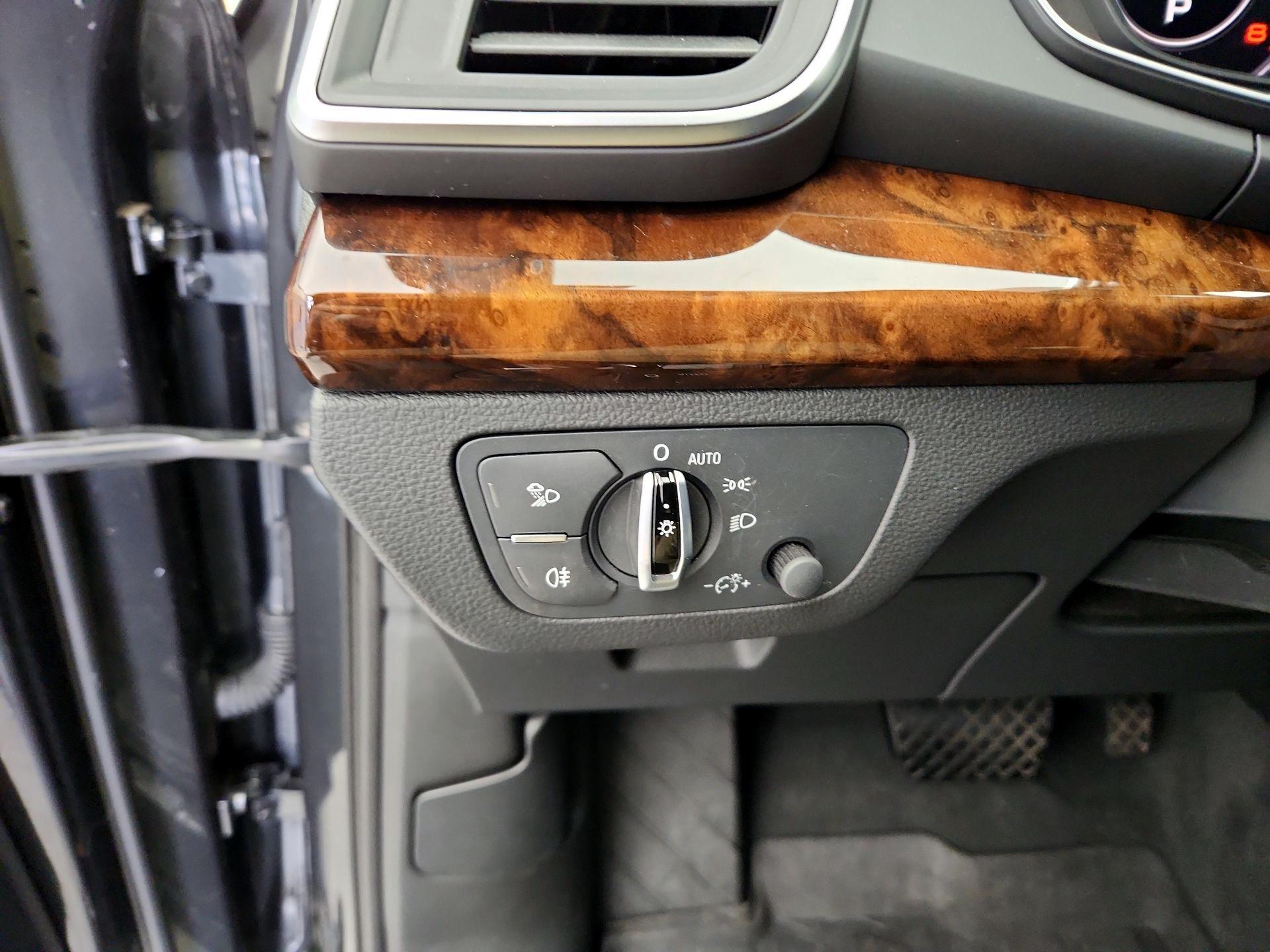 Thumbnail: 2018 Audi Q5 - 13