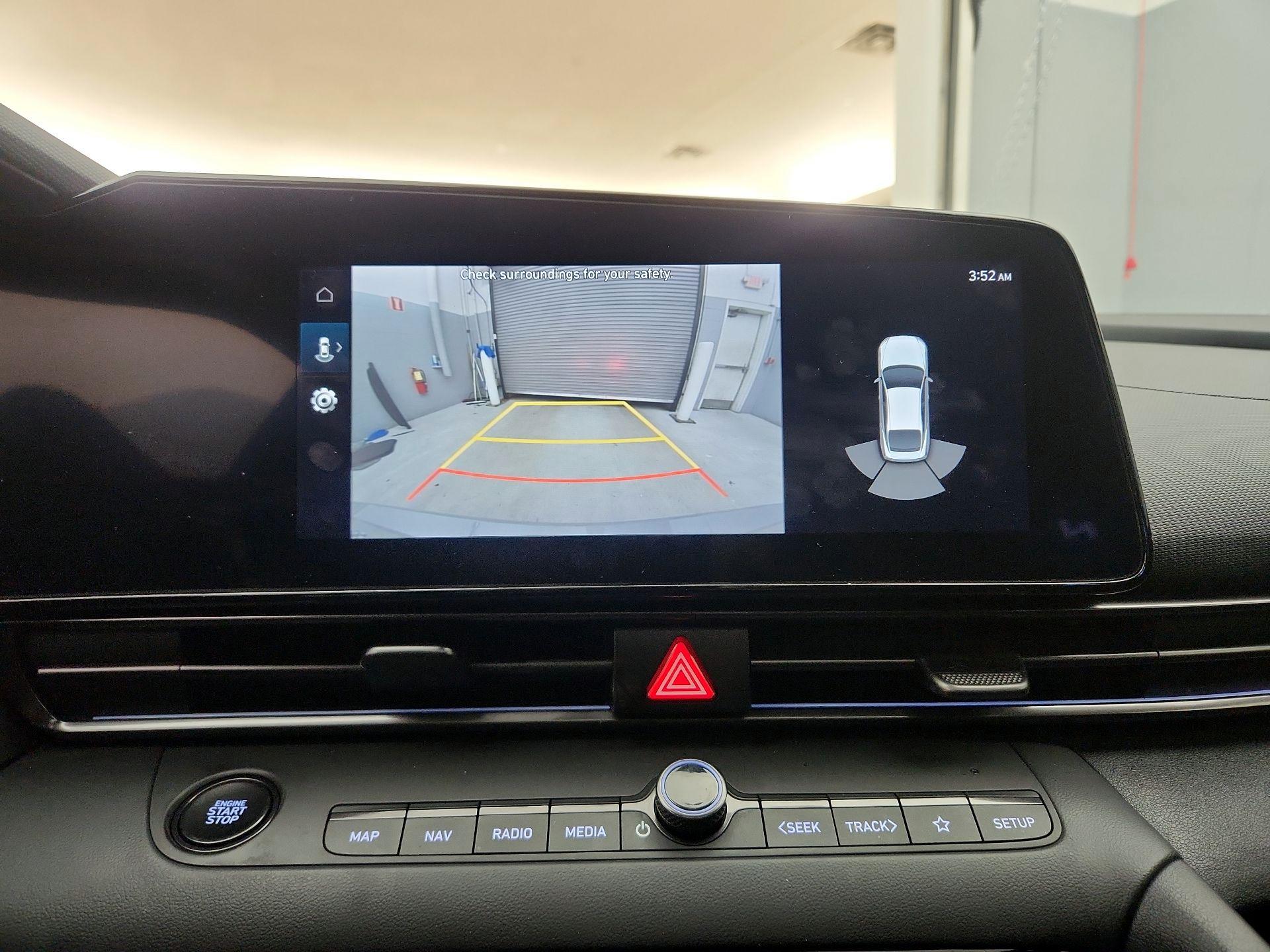 Thumbnail: 2023 Hyundai Elantra - 15