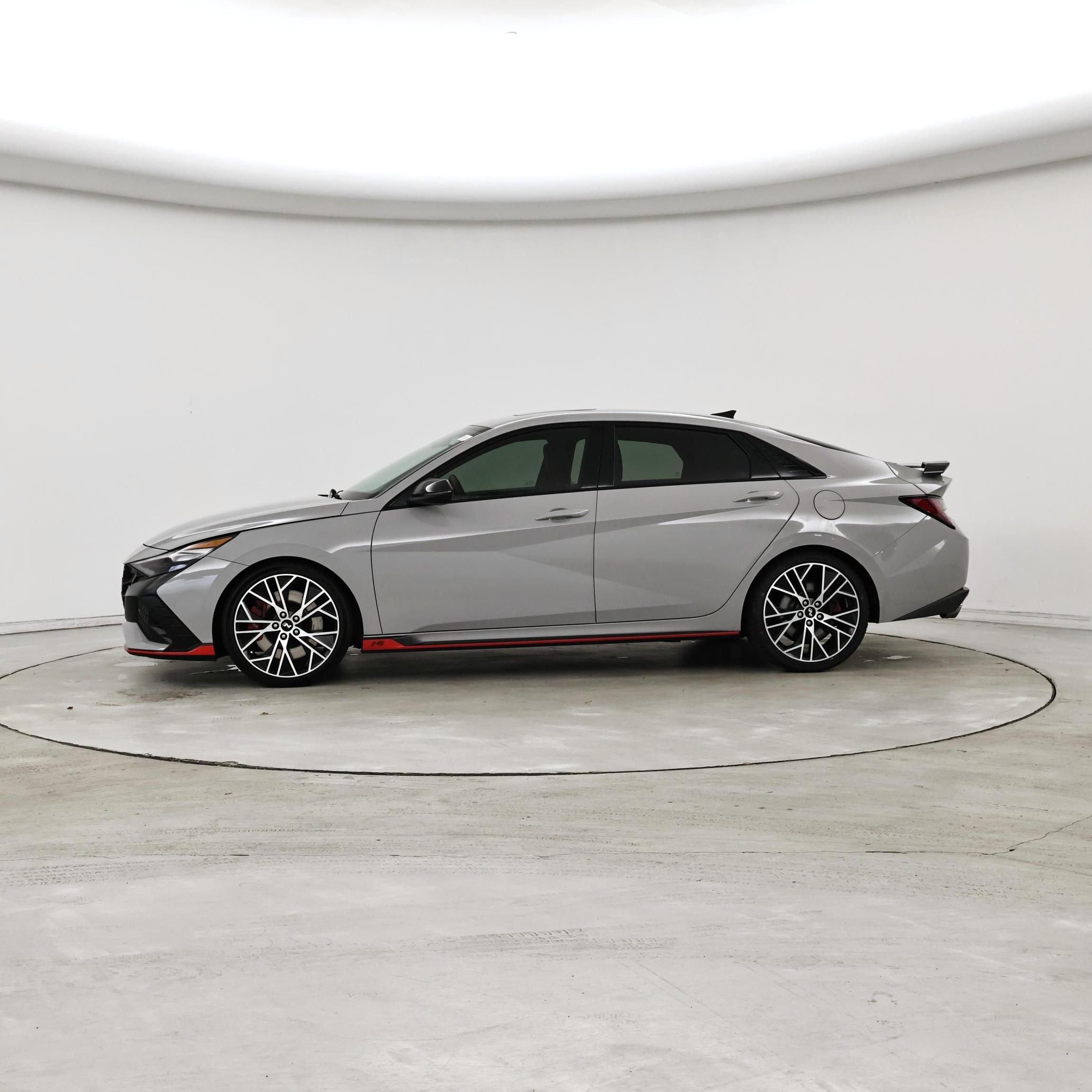 Thumbnail: 2023 Hyundai Elantra - 3