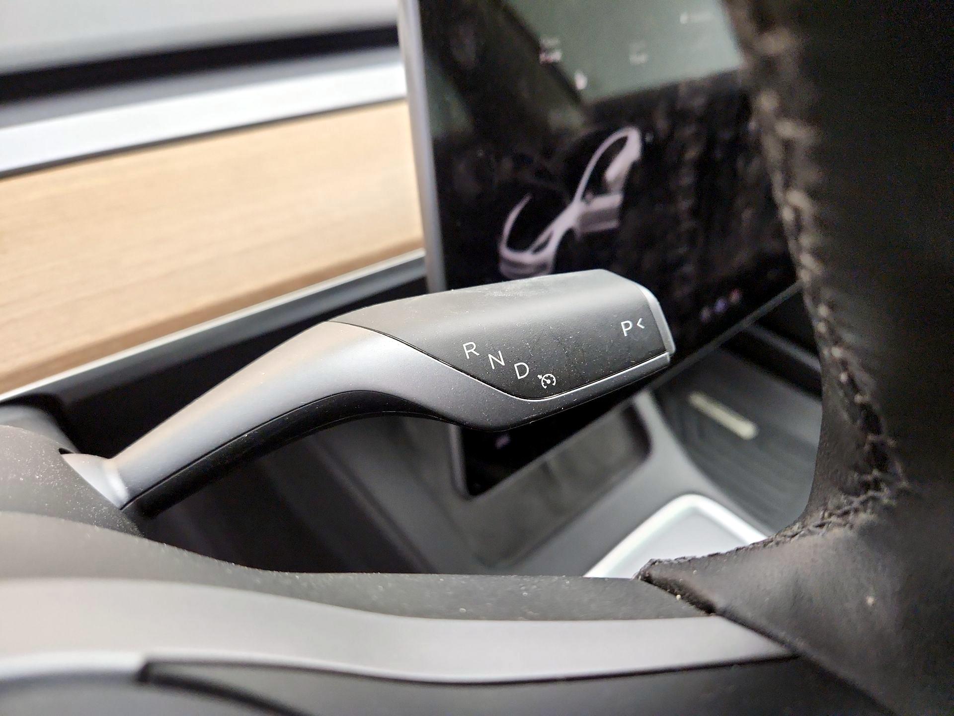 Thumbnail: 2023 Tesla Model 3 - 17