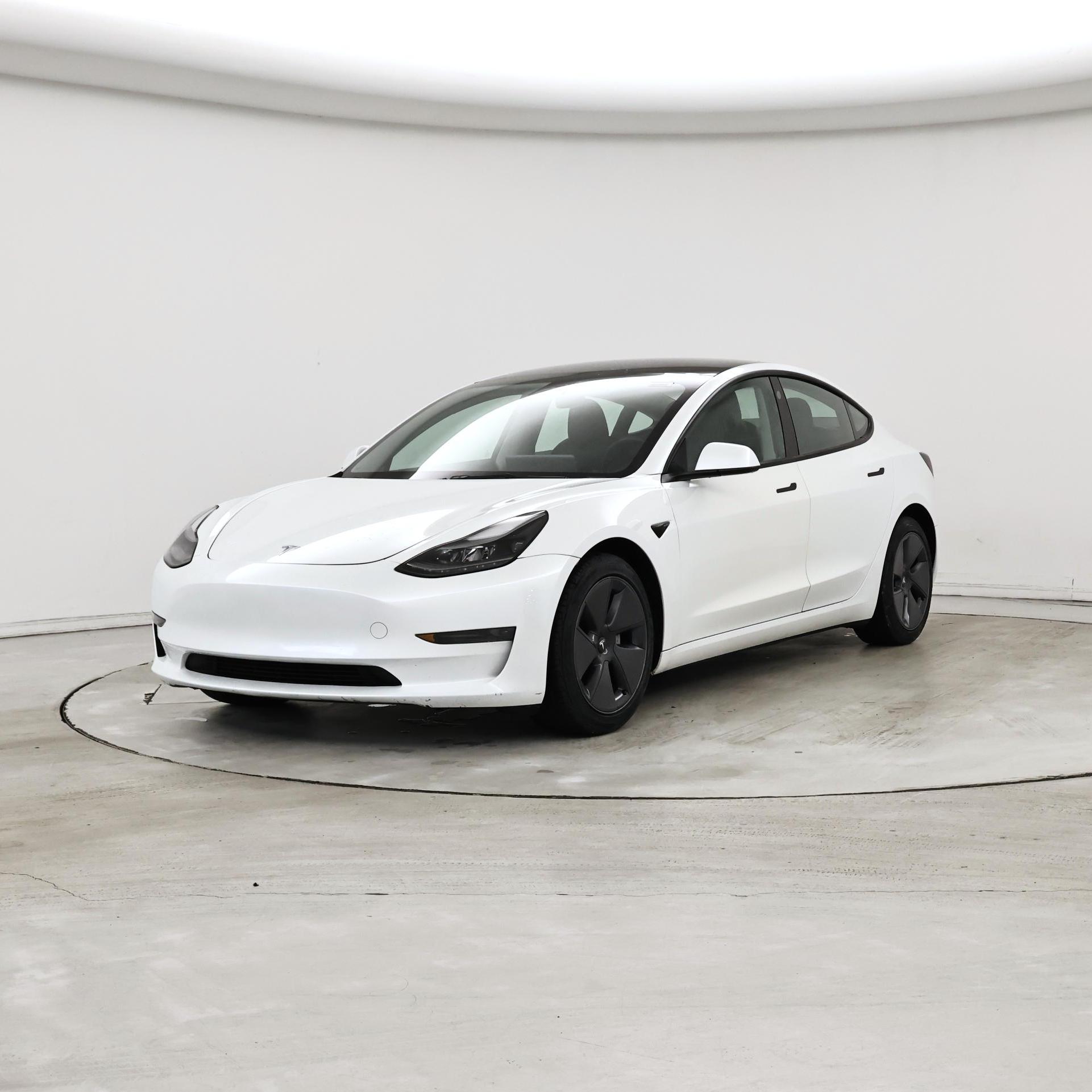 Thumbnail: 2023 Tesla Model 3 - 4