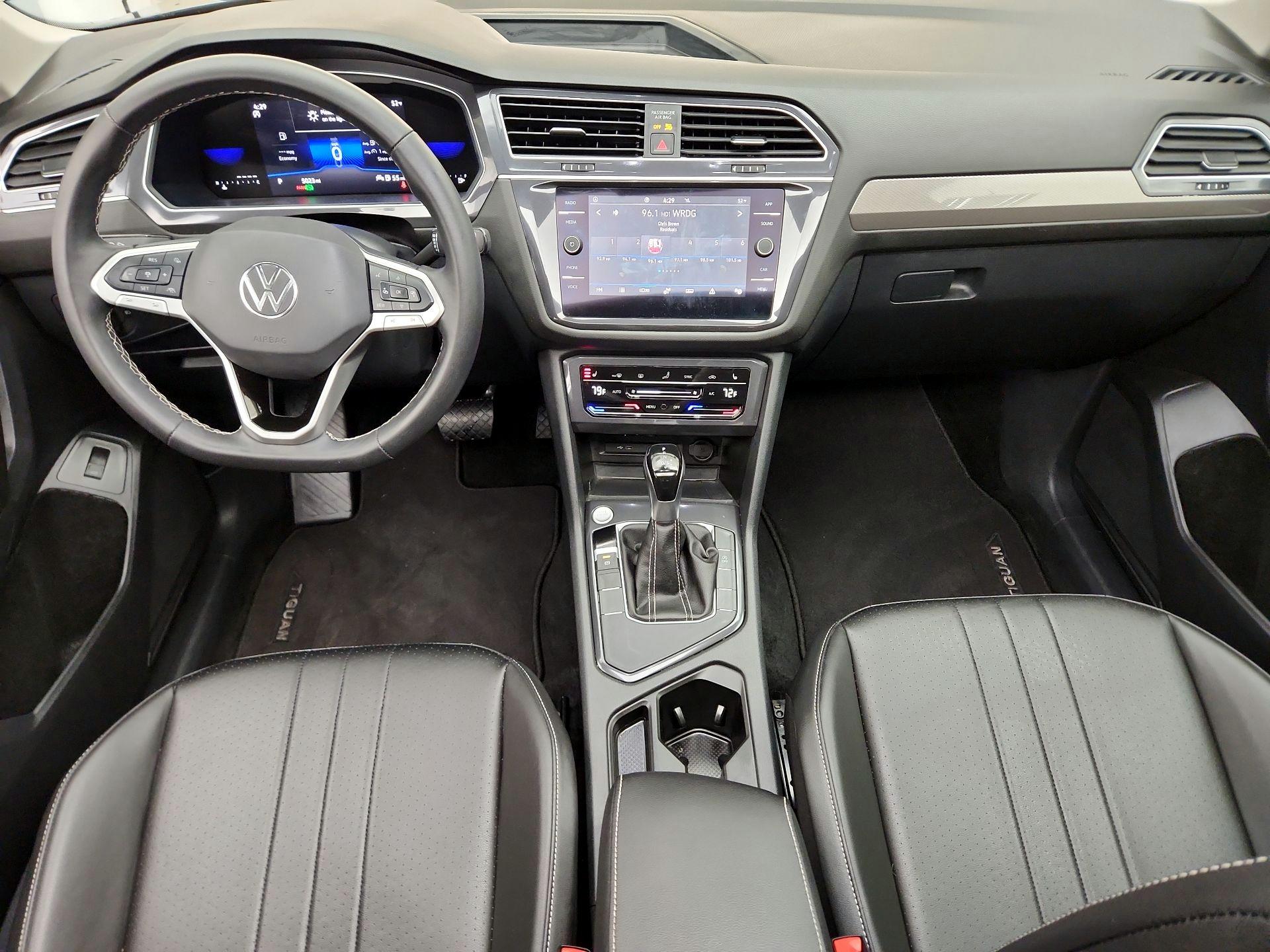 Thumbnail: 2024 Volkswagen Tiguan - 9