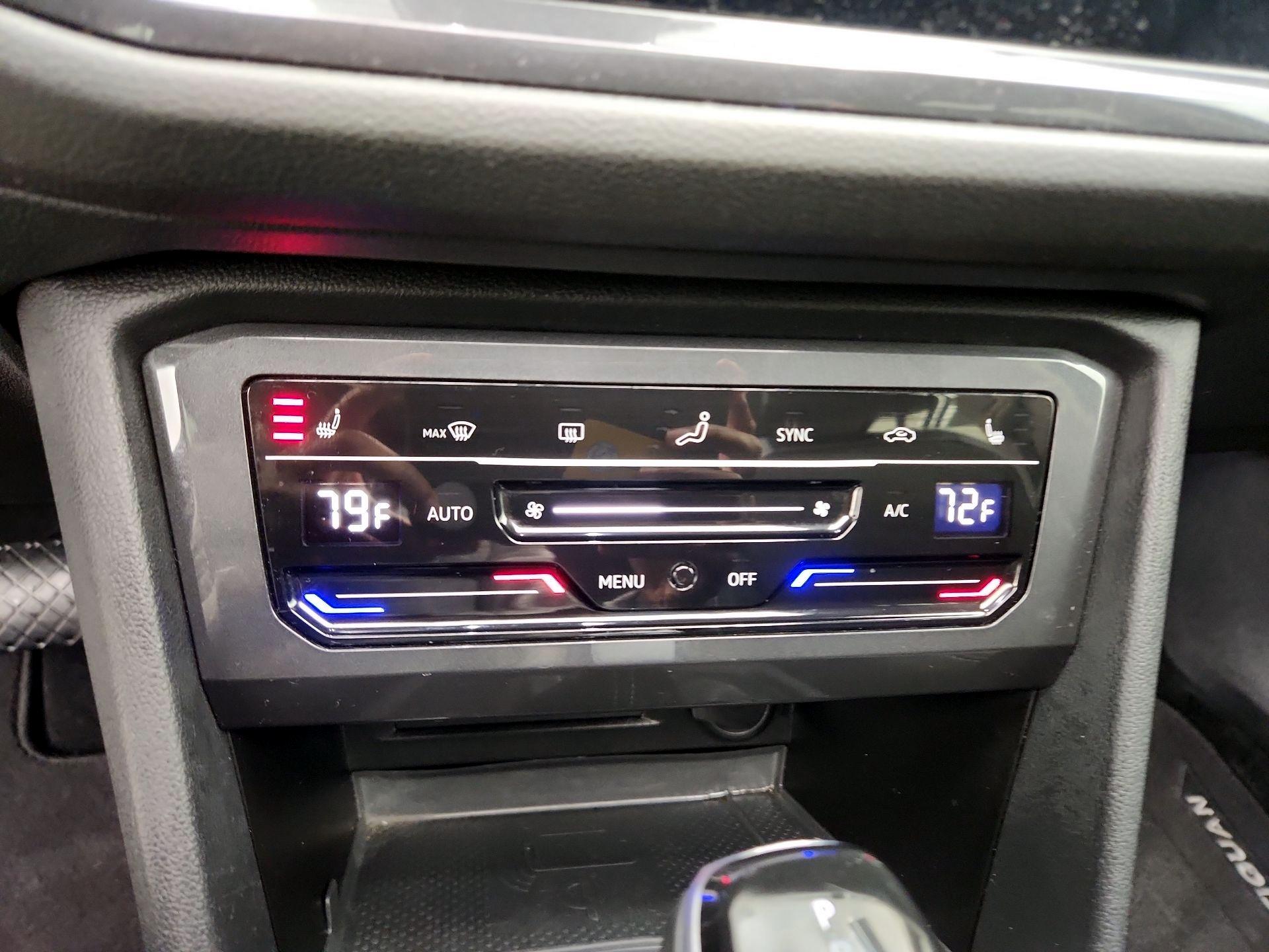 Thumbnail: 2024 Volkswagen Tiguan - 16