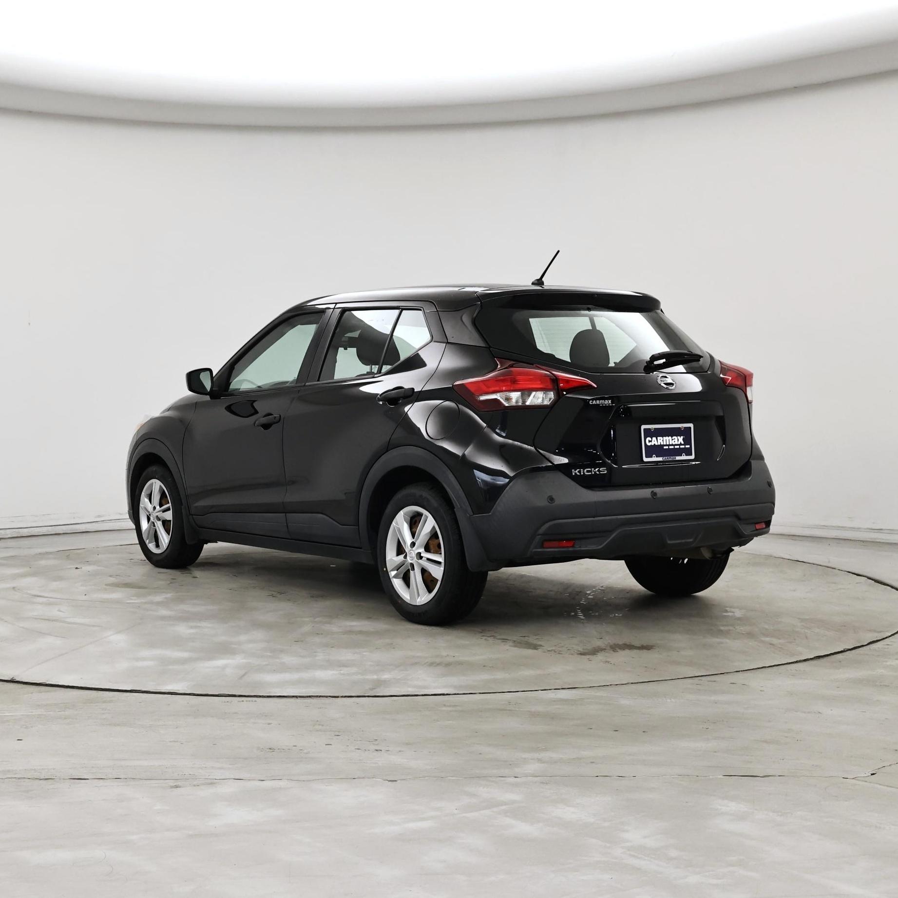 Thumbnail: 2020 Nissan Kicks - 2