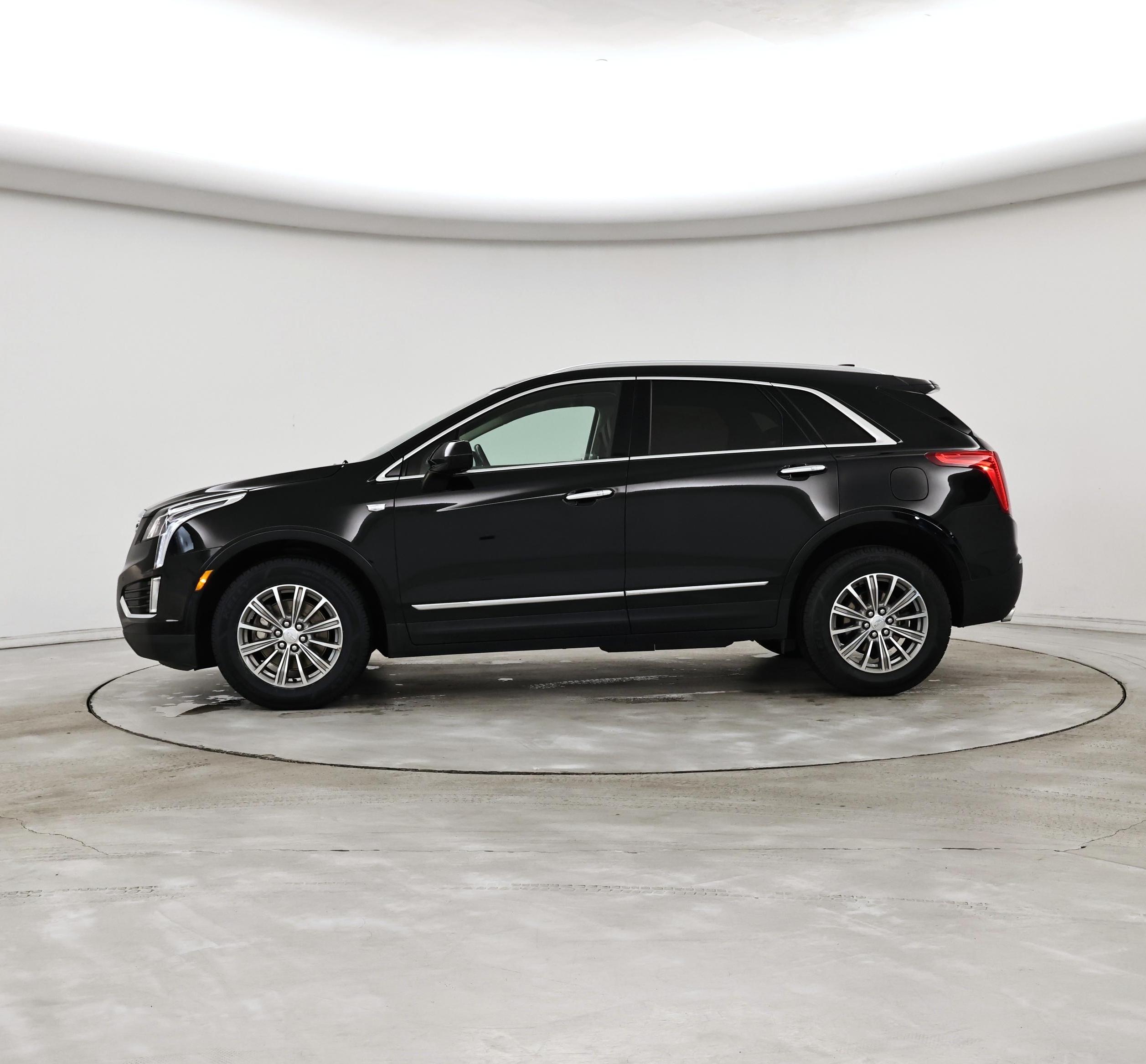 Thumbnail: 2019 Cadillac XT5 - 3