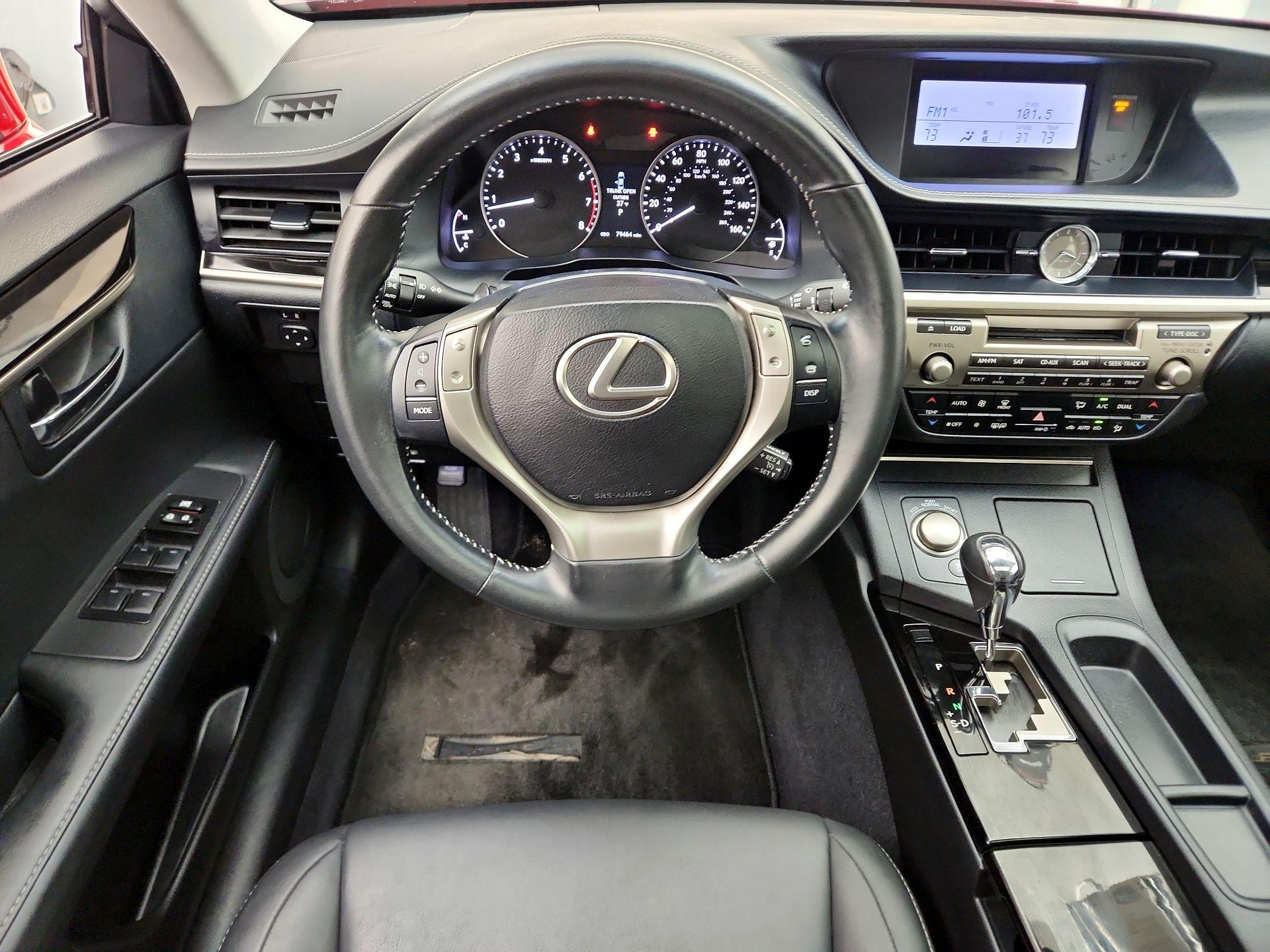 Thumbnail: 2014 Lexus ES - 10