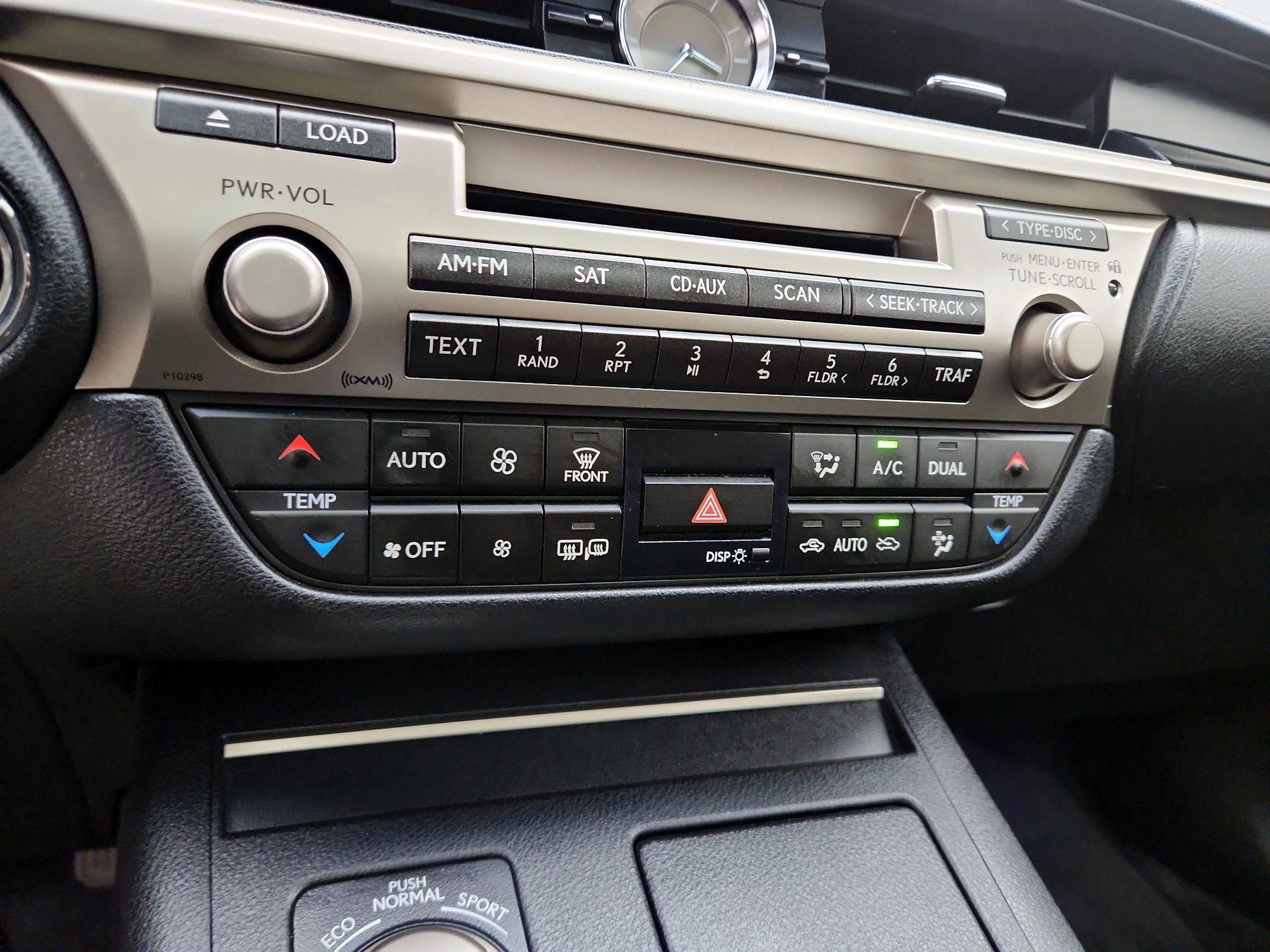 Thumbnail: 2014 Lexus ES - 15