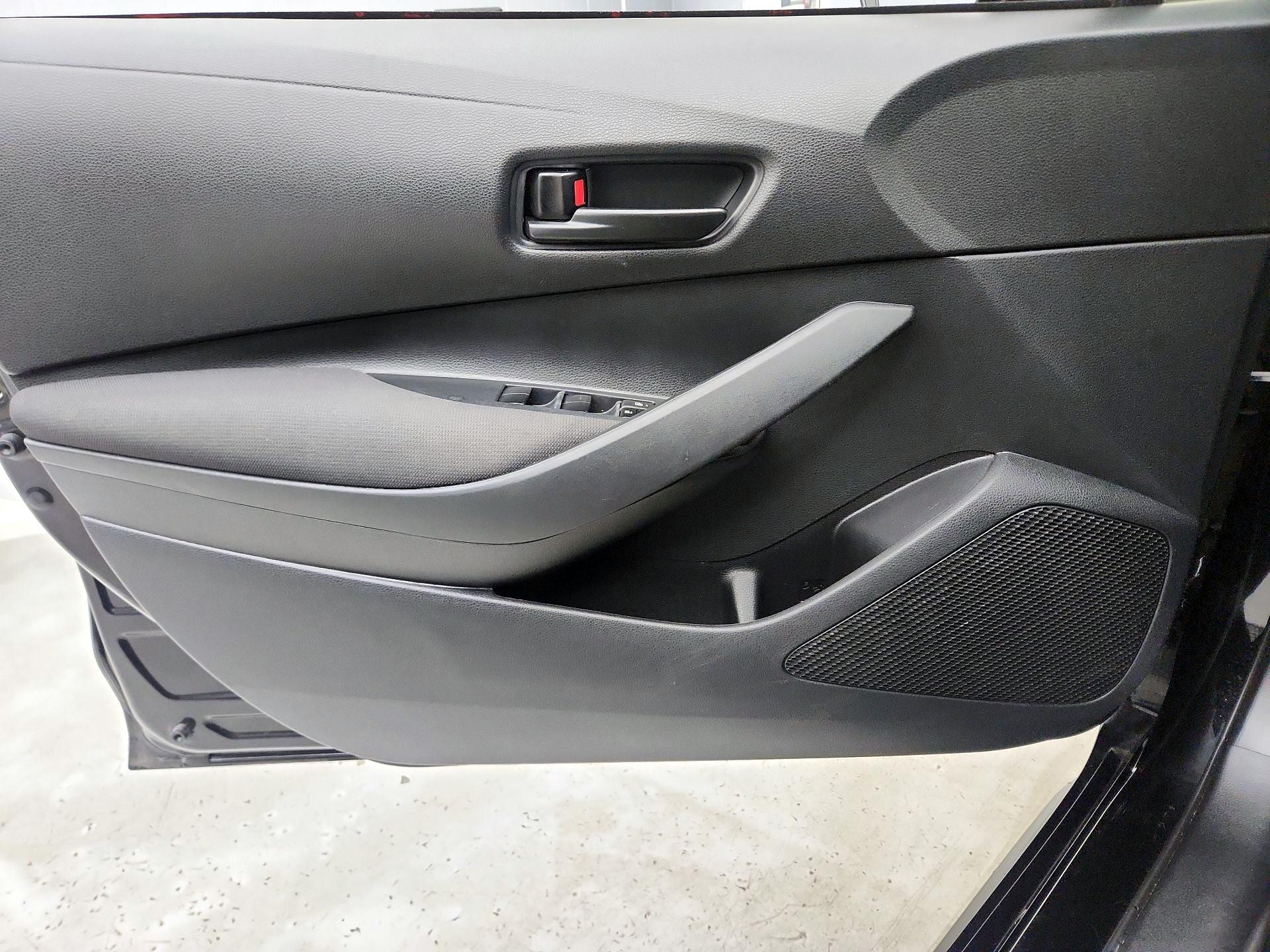 Thumbnail: 2023 Toyota Corolla - 12