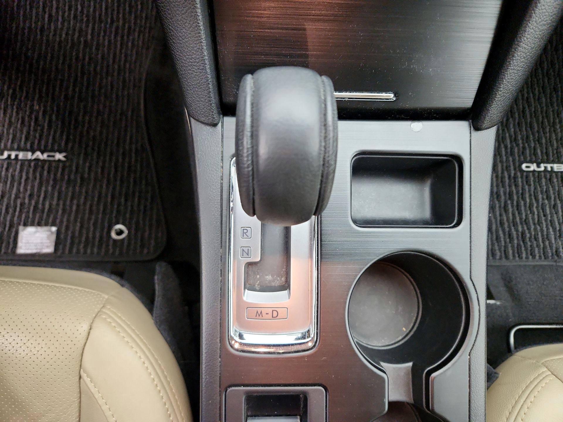 Thumbnail: 2017 Subaru Outback - 17