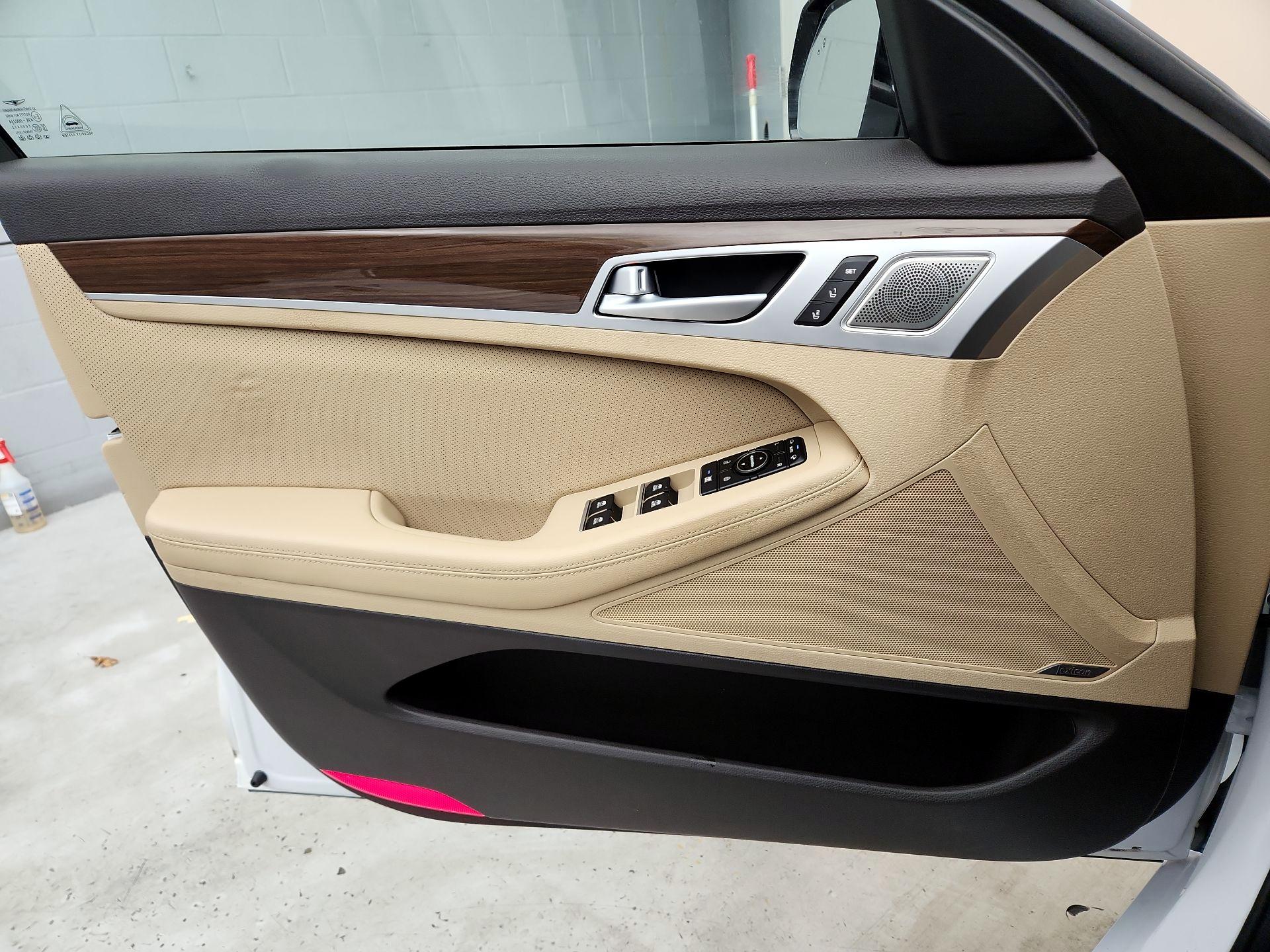 Thumbnail: 2018 Genesis G80 - 12