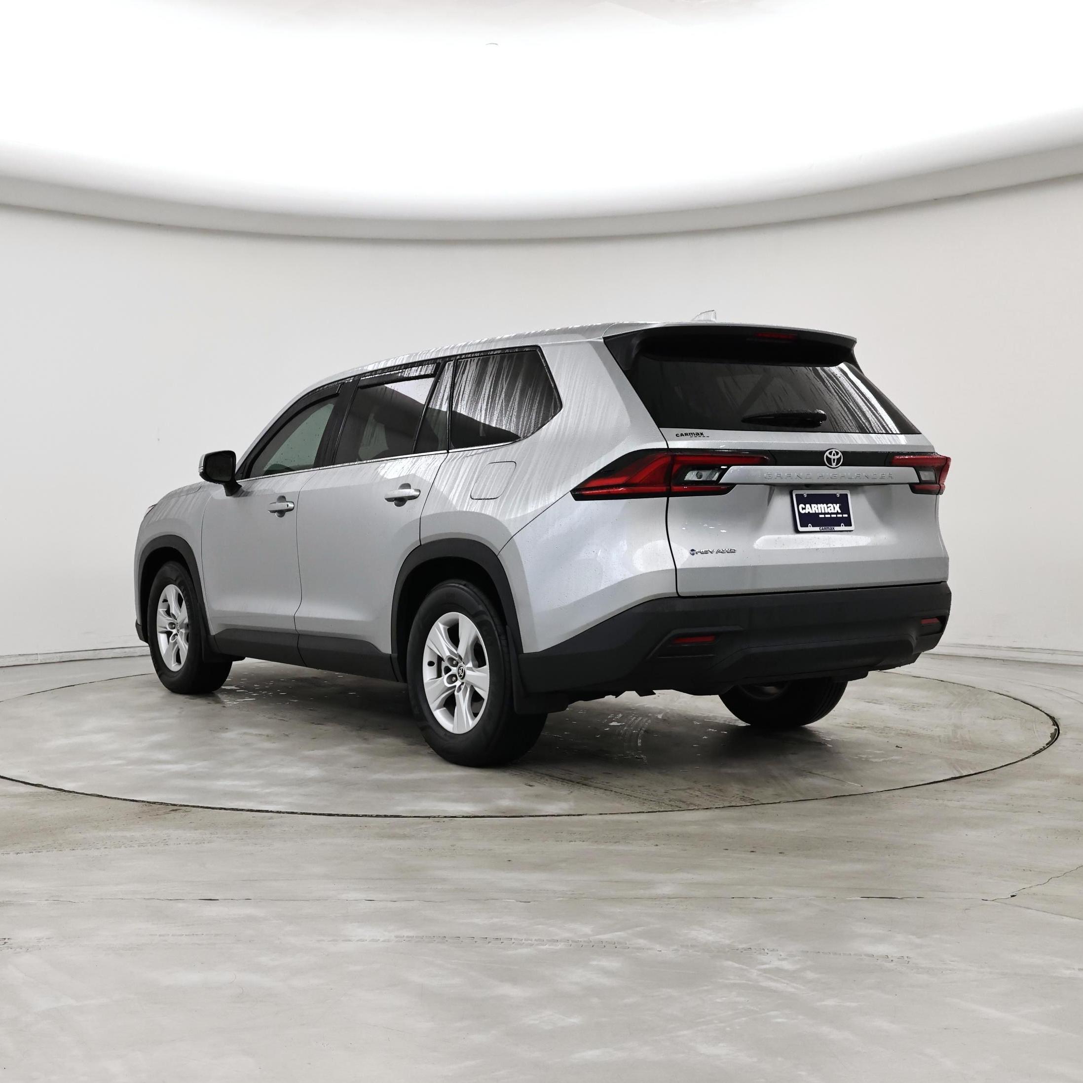 Thumbnail: 2025 Toyota Highlander - 2