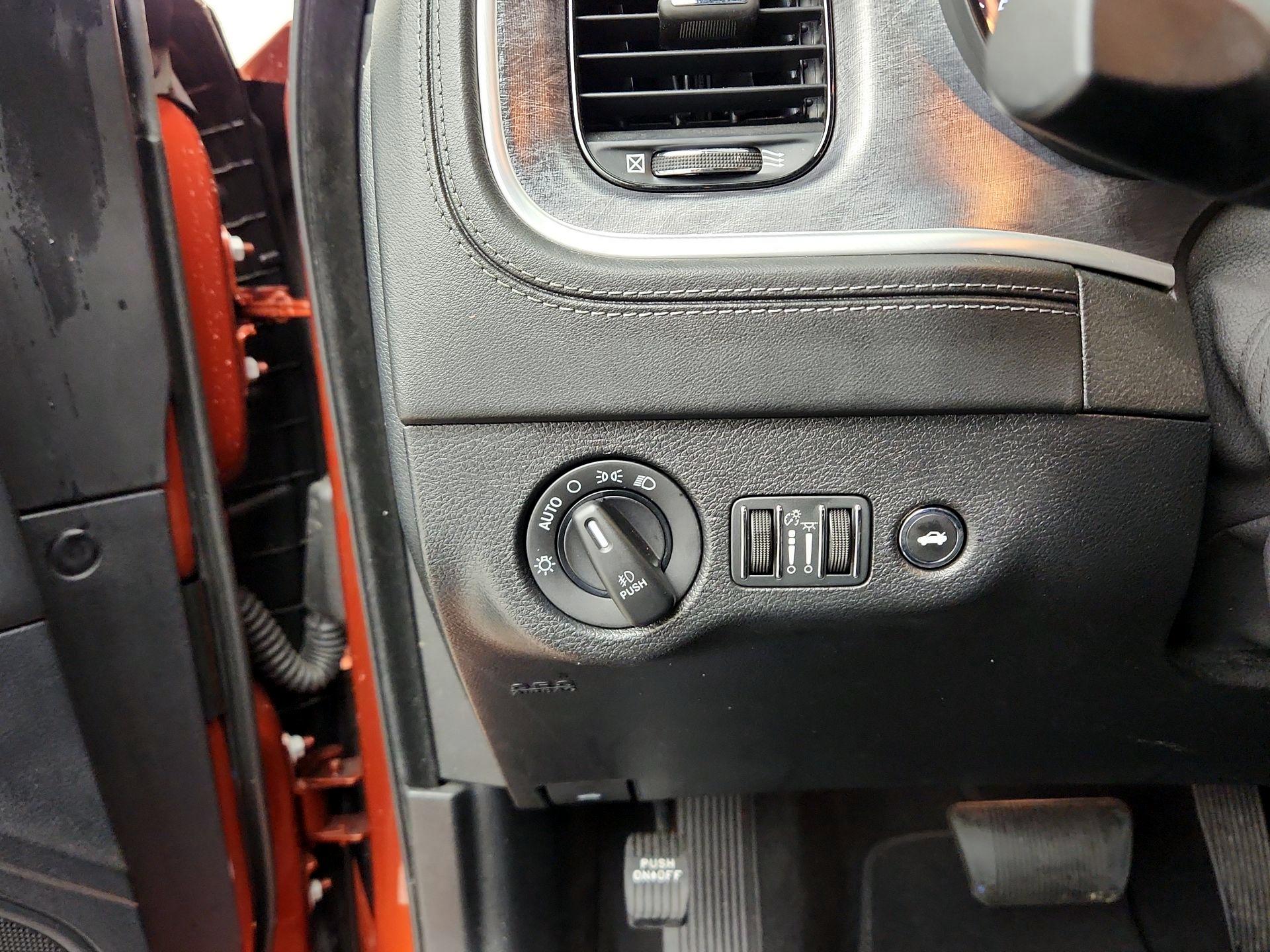 Thumbnail: 2022 Dodge Charger - 13