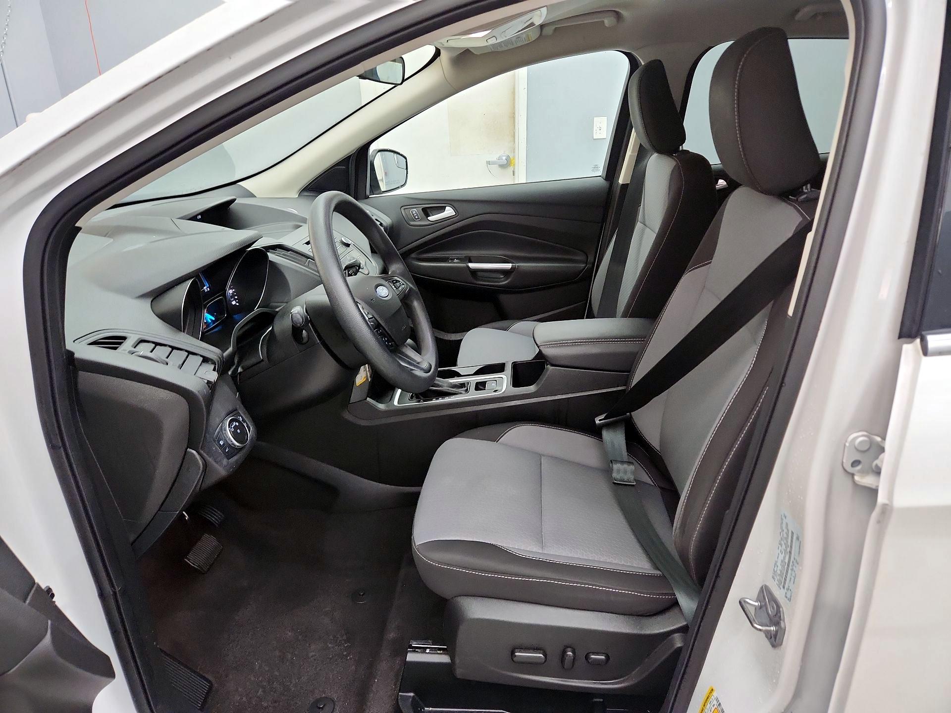 Thumbnail: 2018 Ford Escape - 11