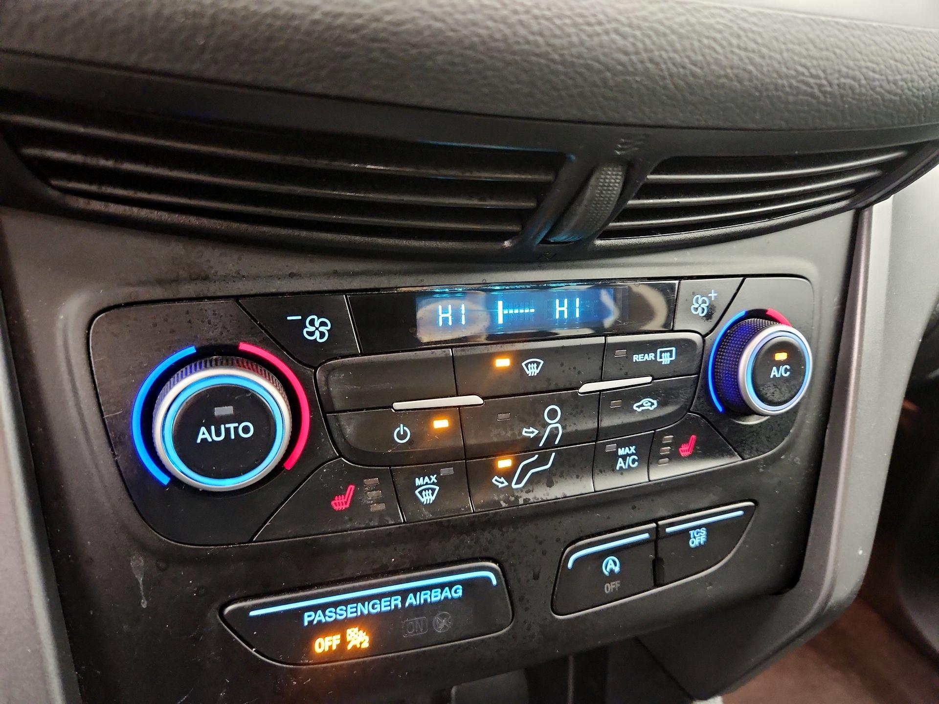 Thumbnail: 2018 Ford Escape - 16