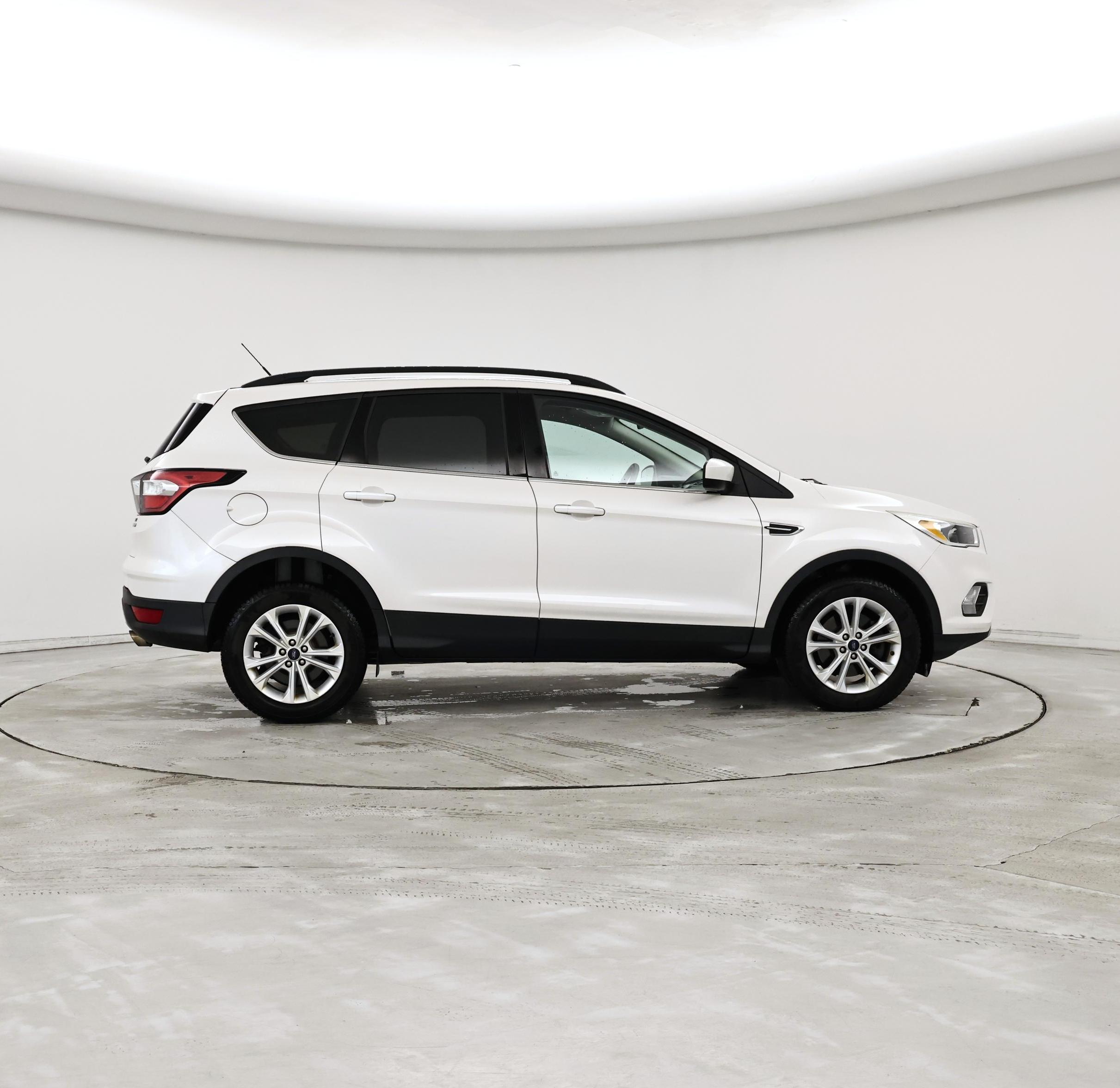 Thumbnail: 2018 Ford Escape - 7