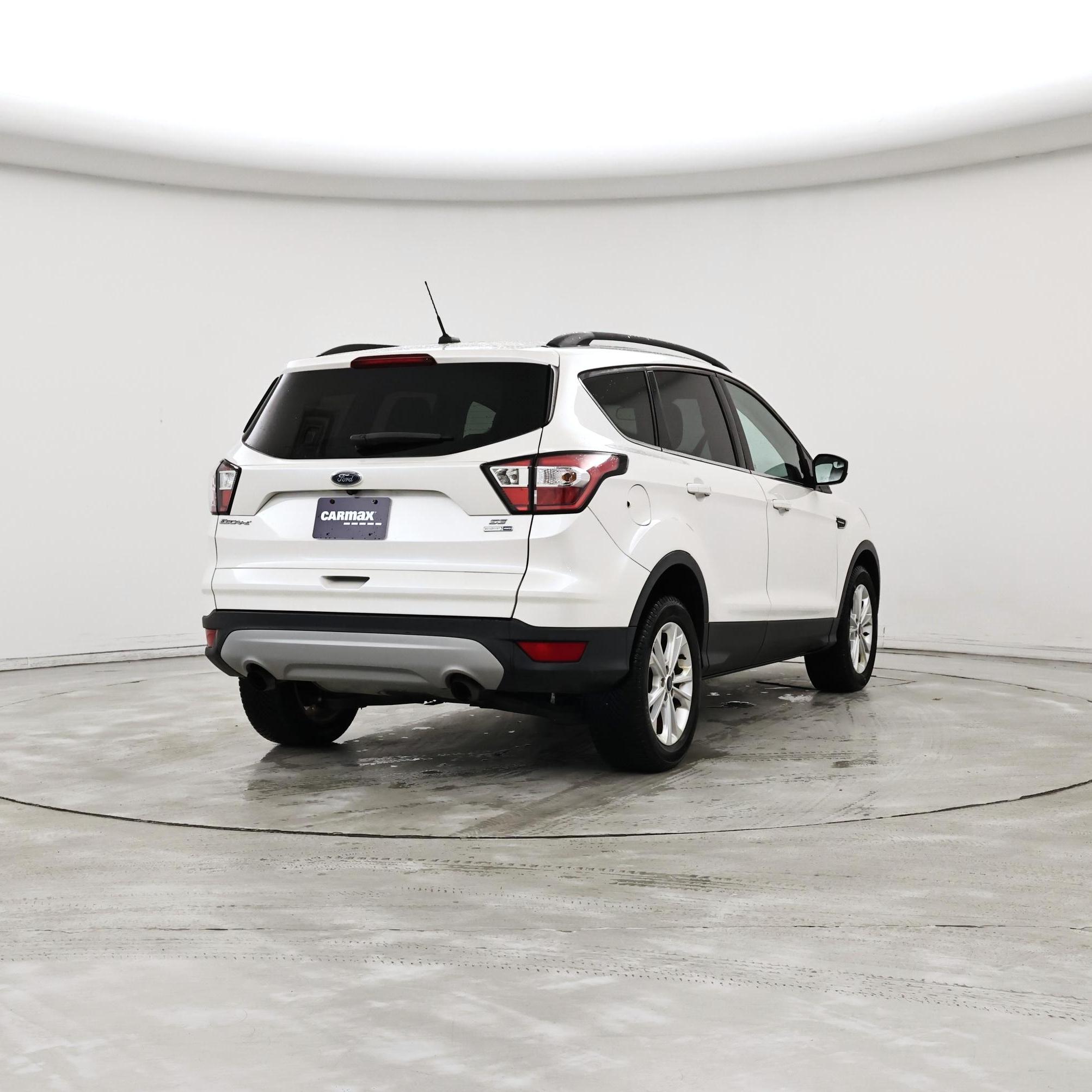 Thumbnail: 2018 Ford Escape - 8