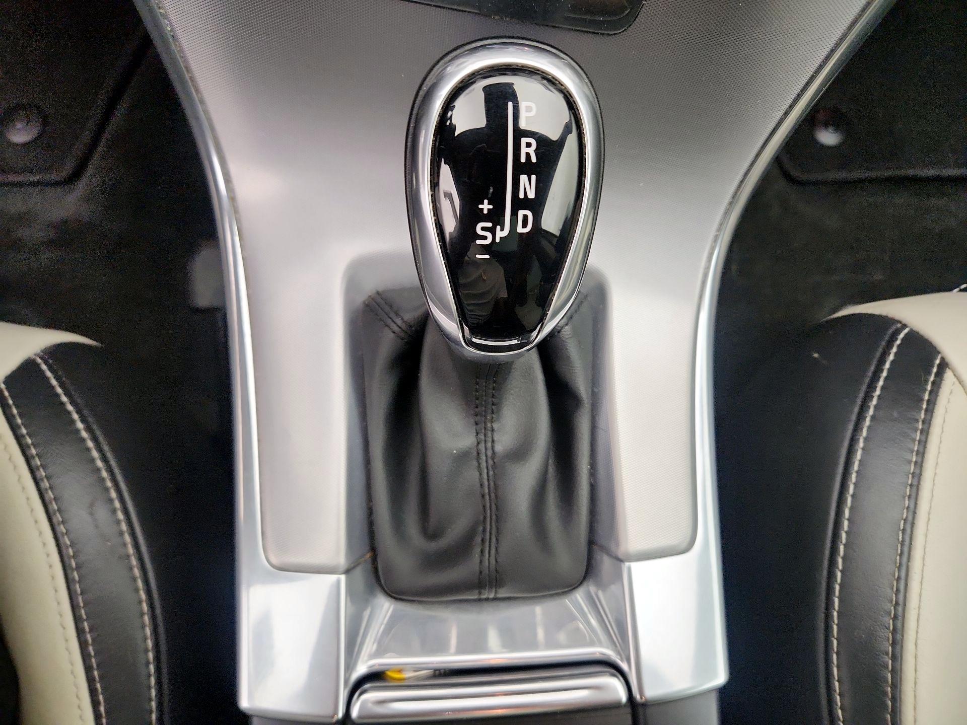 Thumbnail: 2017 Volvo XC60 - 18