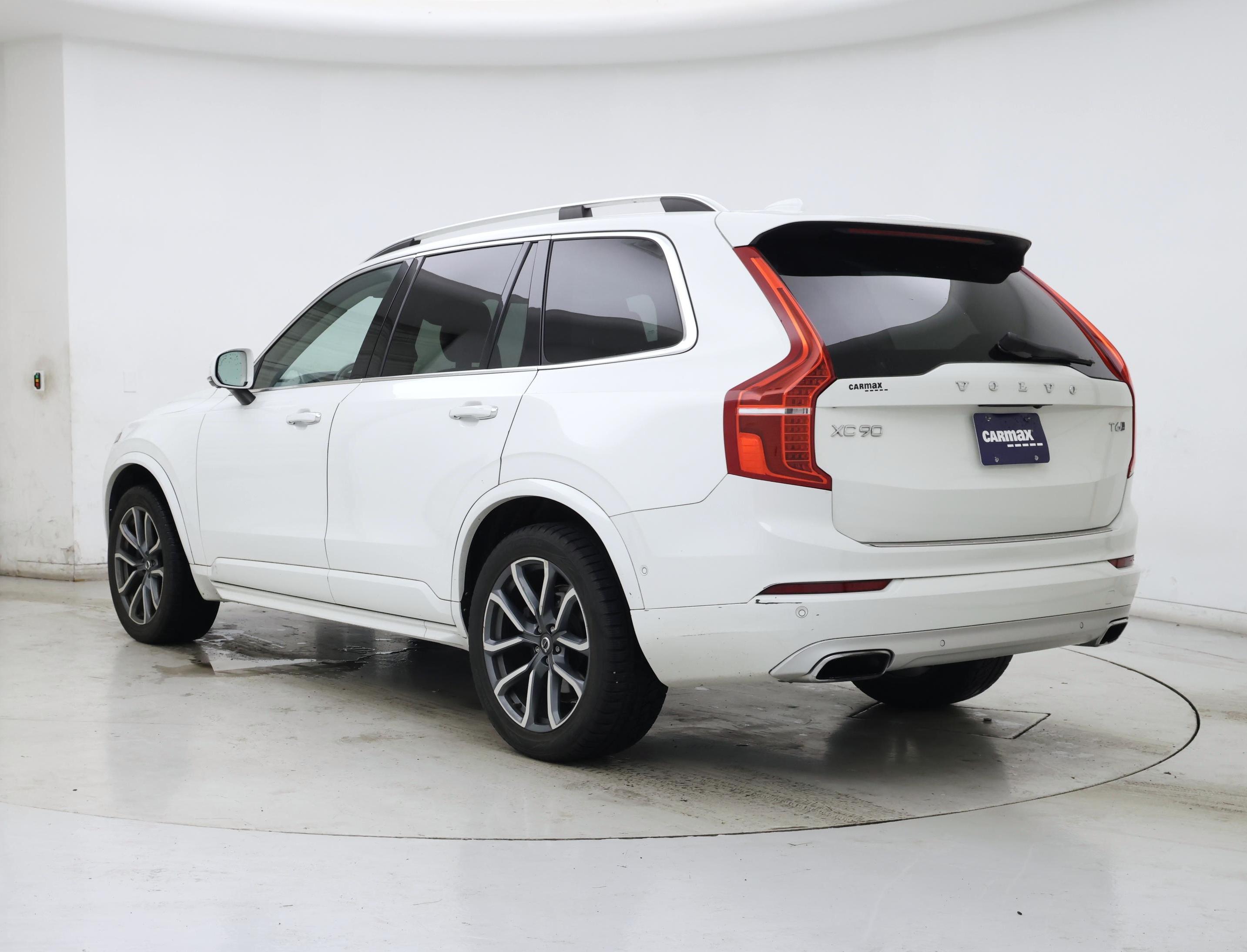 Thumbnail: 2017 Volvo XC90 - 2