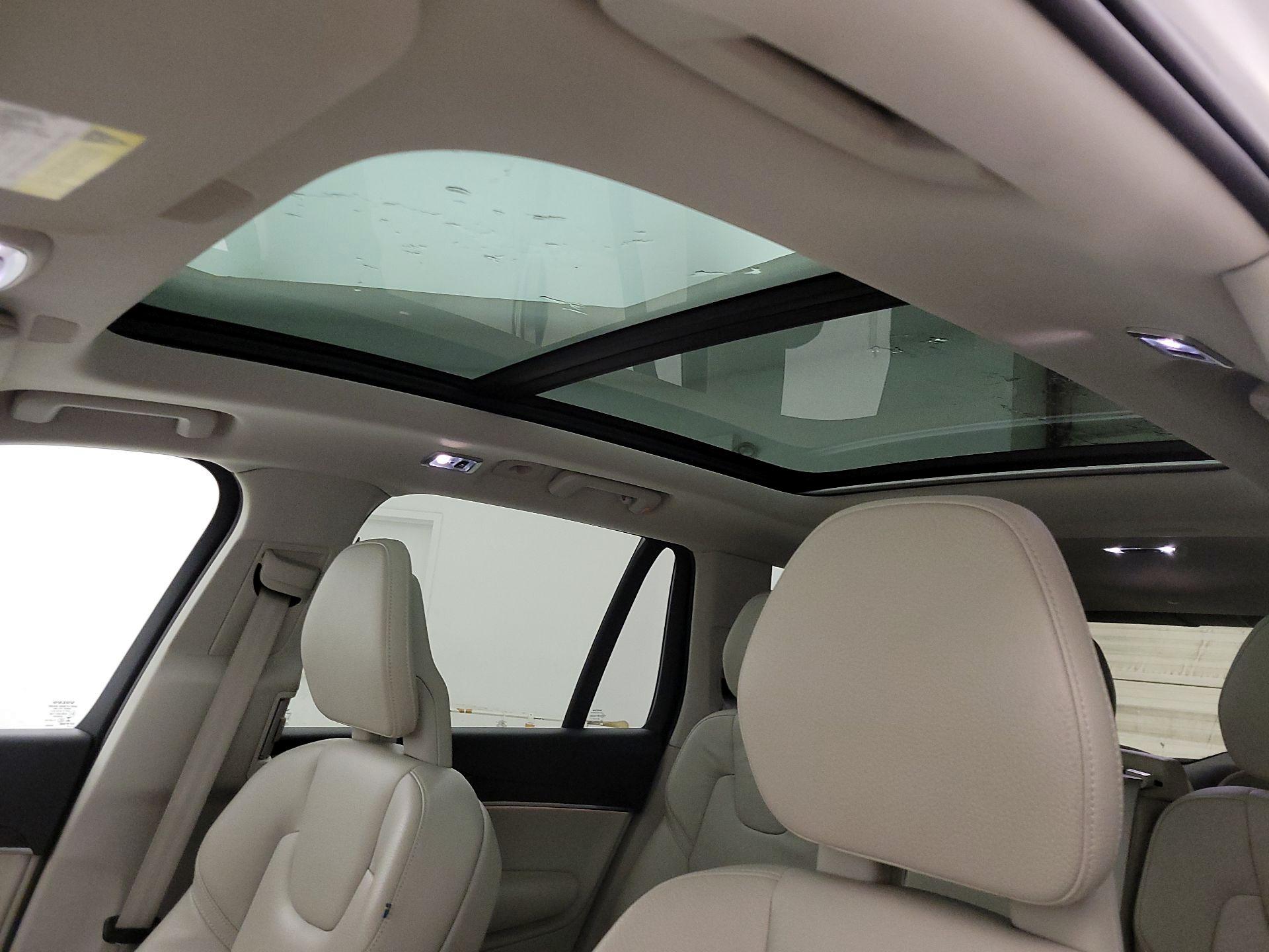 Thumbnail: 2017 Volvo XC90 - 20