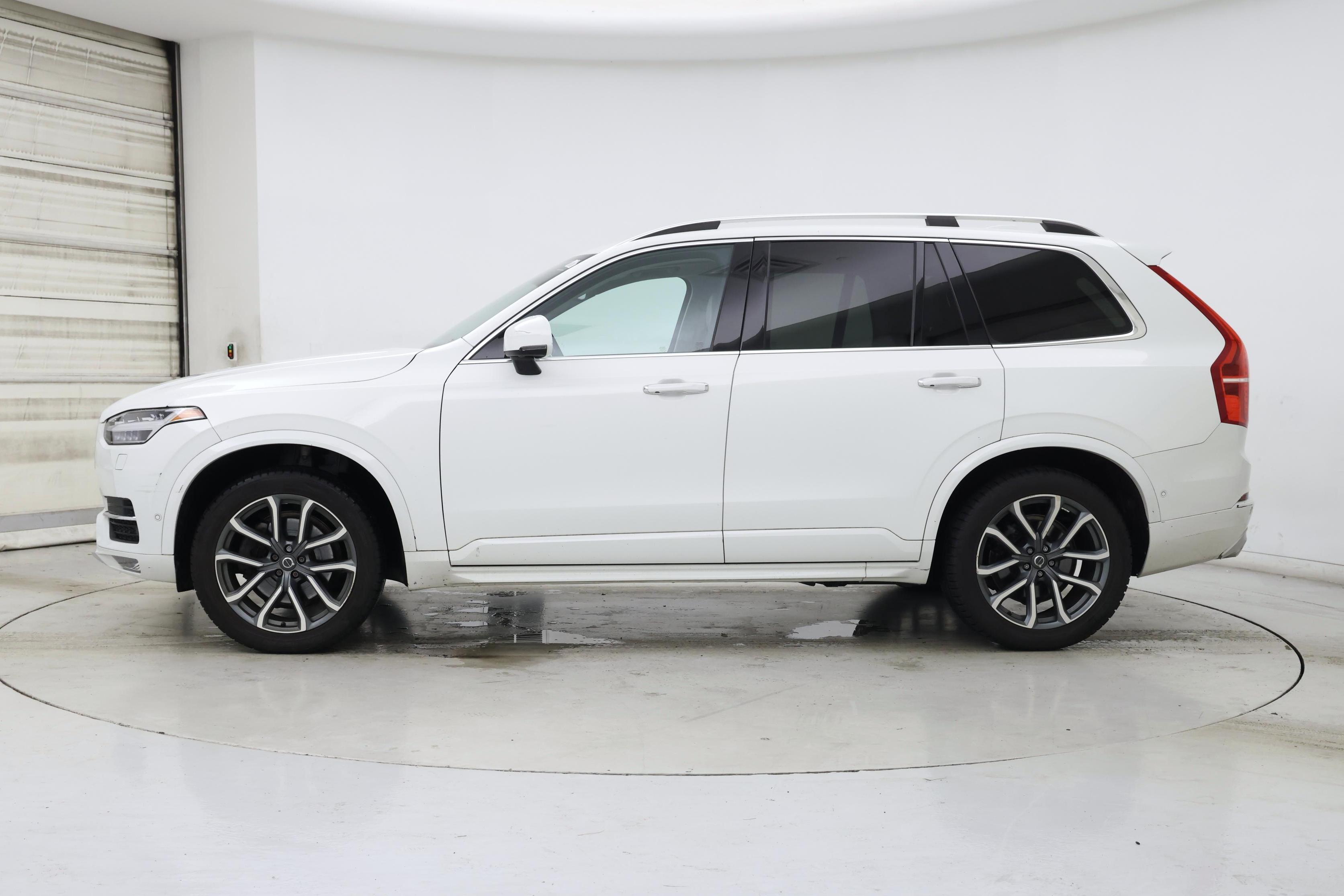 Thumbnail: 2017 Volvo XC90 - 3
