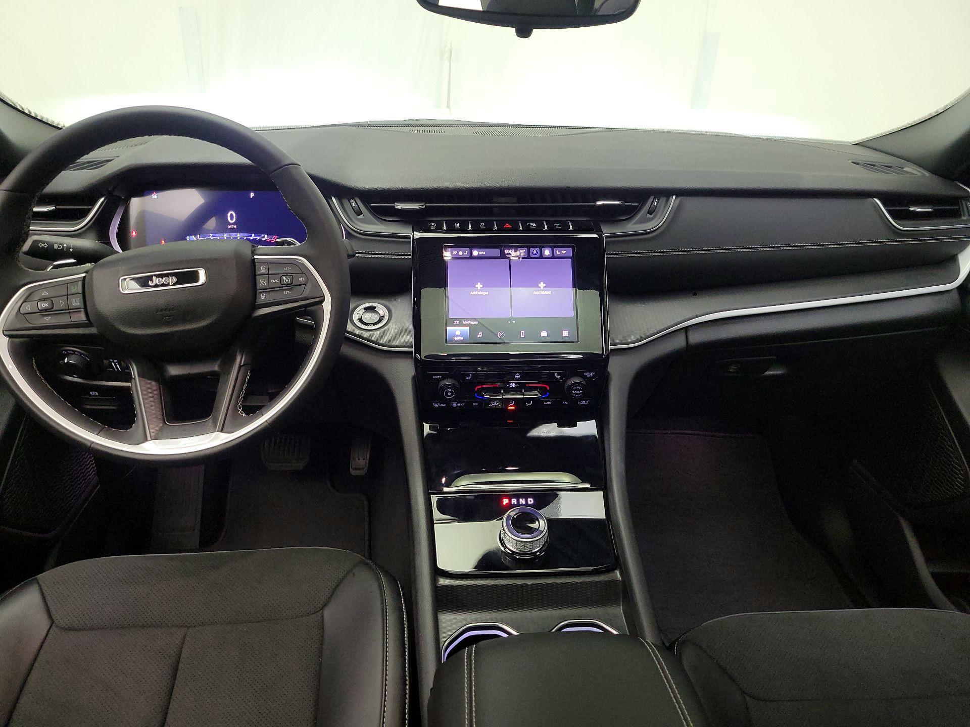 Thumbnail: 2024 Jeep Grand Cherokee - 9