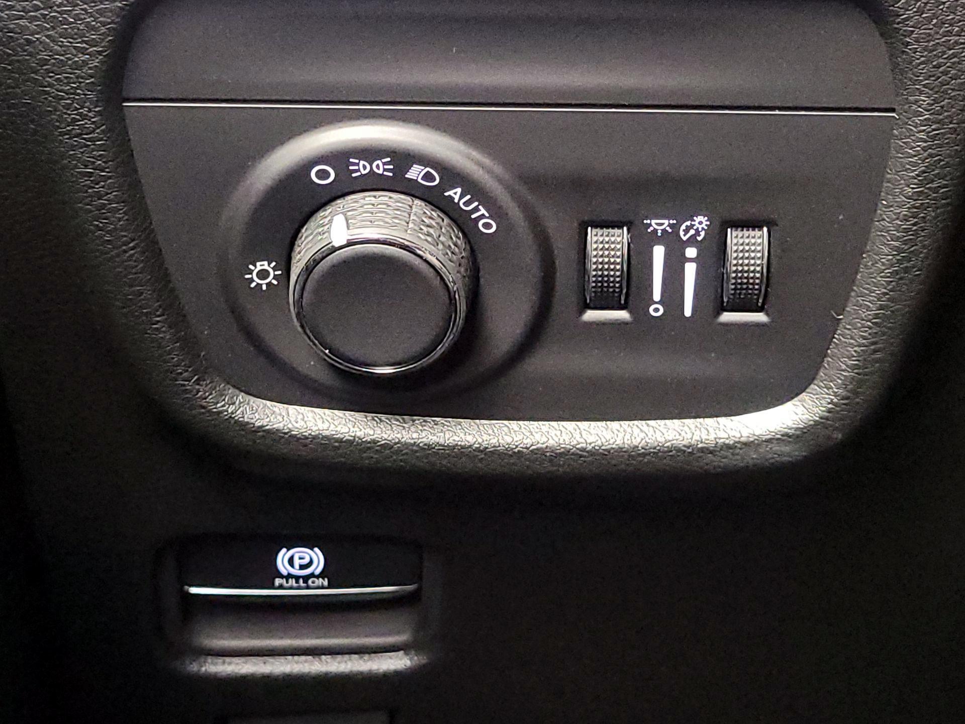 Thumbnail: 2024 Jeep Grand Cherokee - 13
