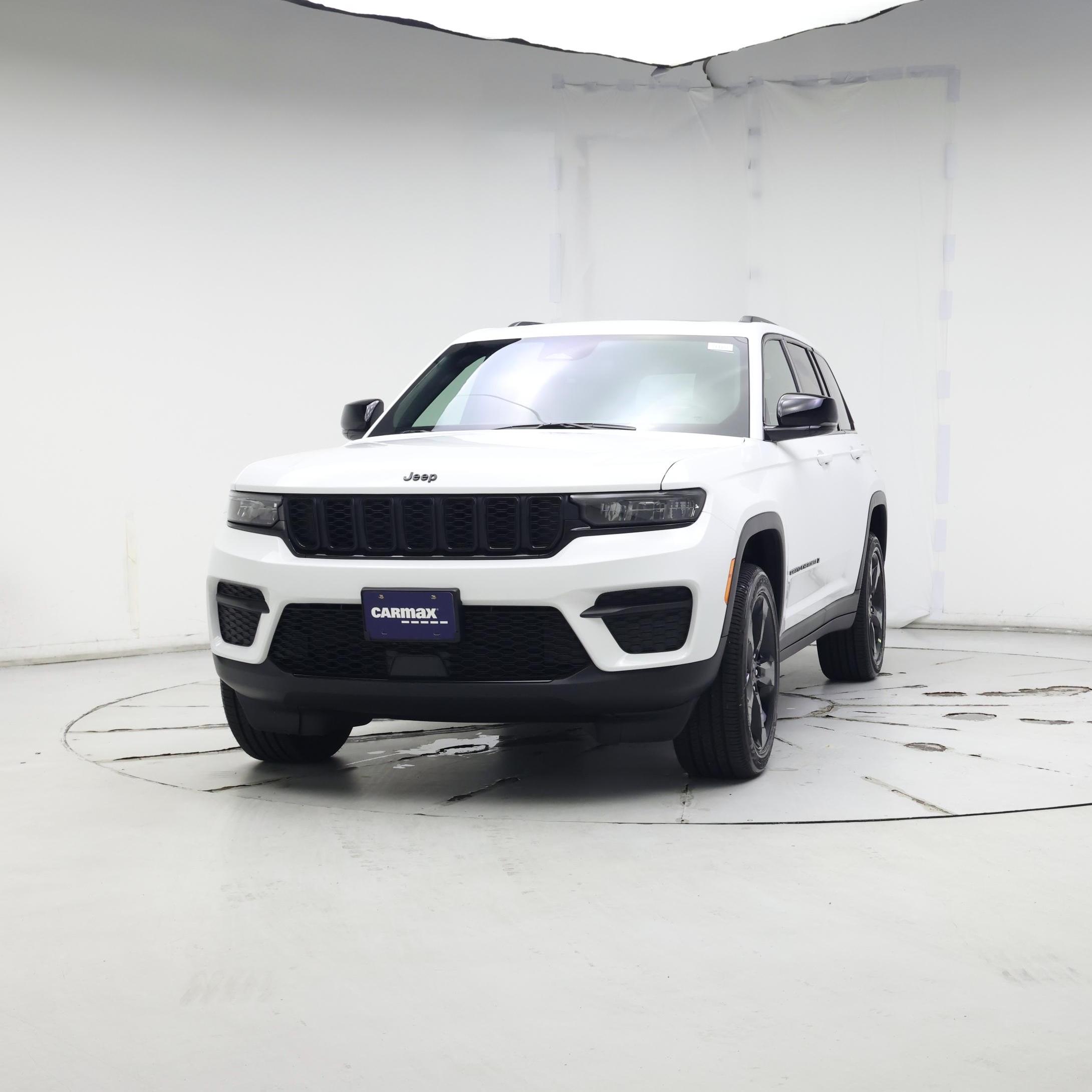 Thumbnail: 2024 Jeep Grand Cherokee - 4